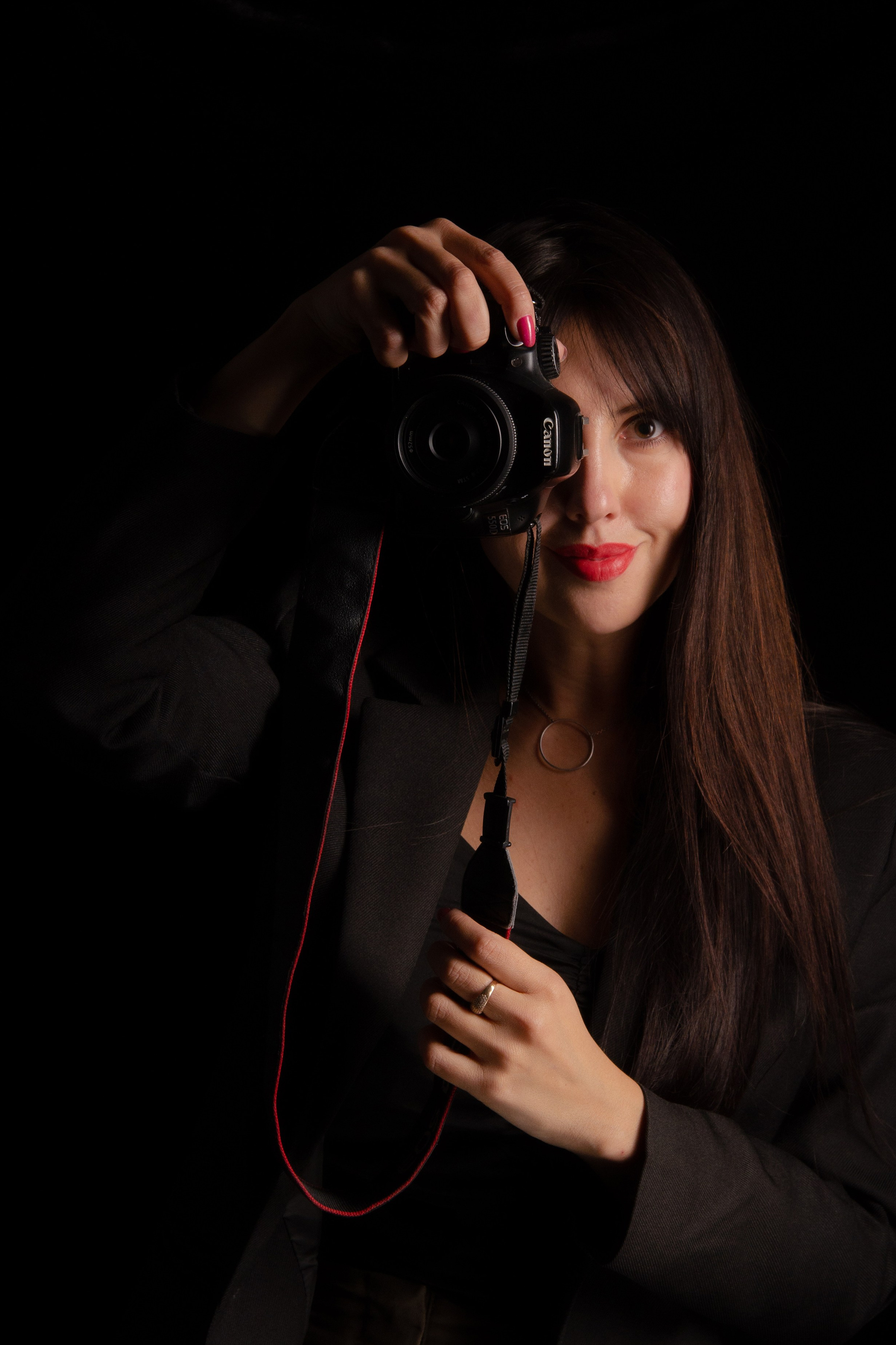 Малеева Яна предметный фотограф для маркетплейсов в Москве и Московской области 