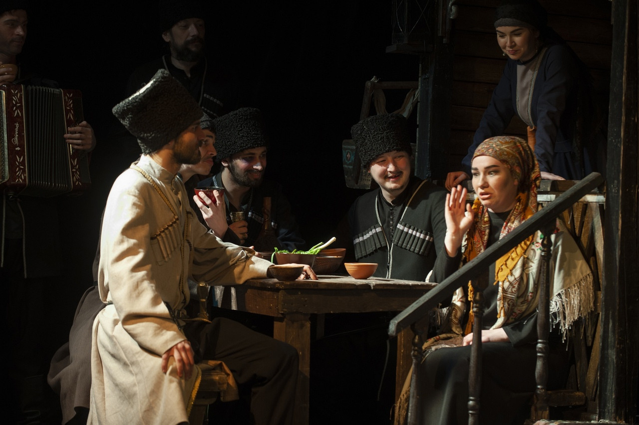 «Мачеха Саманишвили» театра «У Моста» покорила барнаульцев. Журнал о самом особенном. Пермь и Пермский край