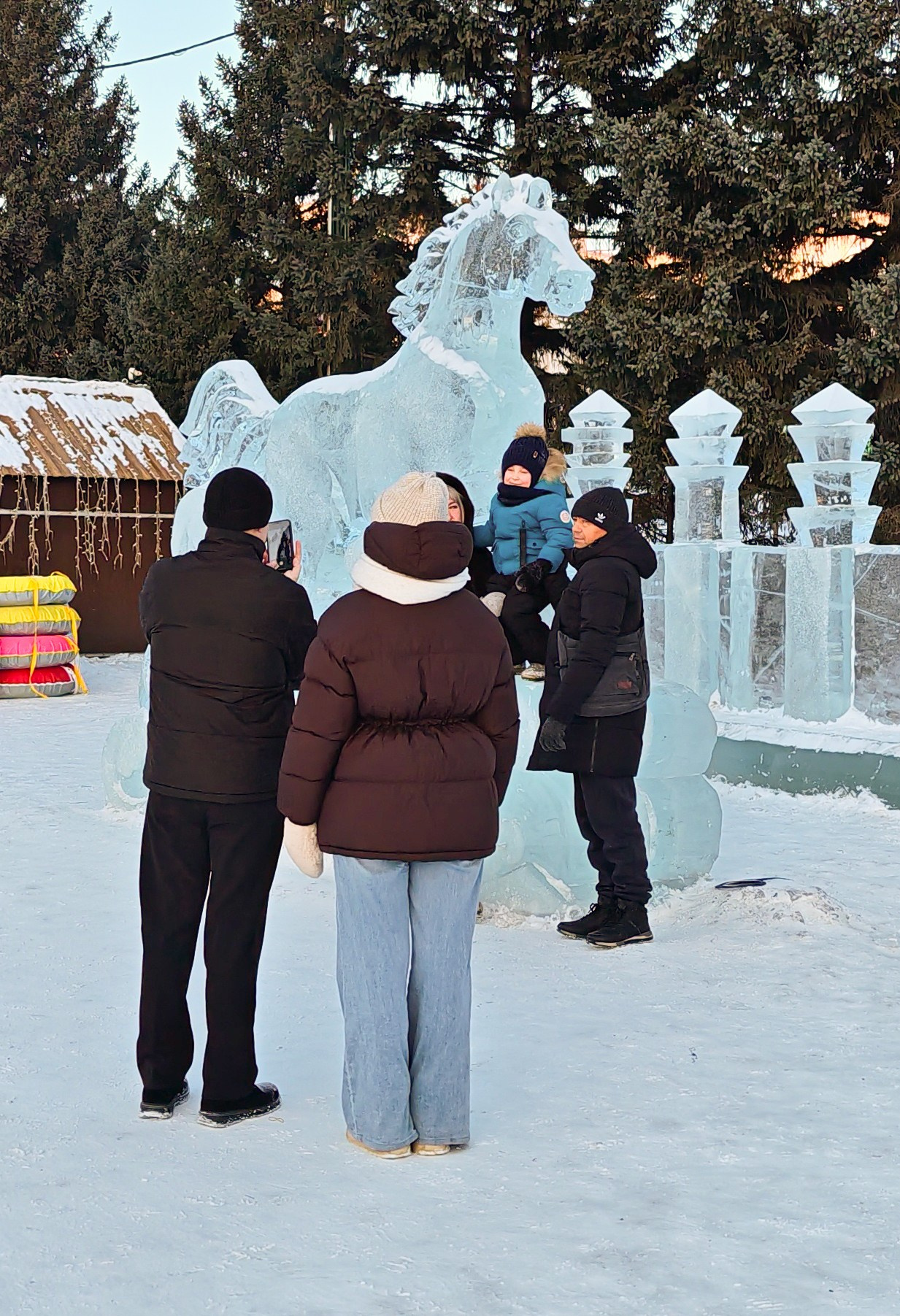 Ледовый городок. Polyakovlivashuk.ru