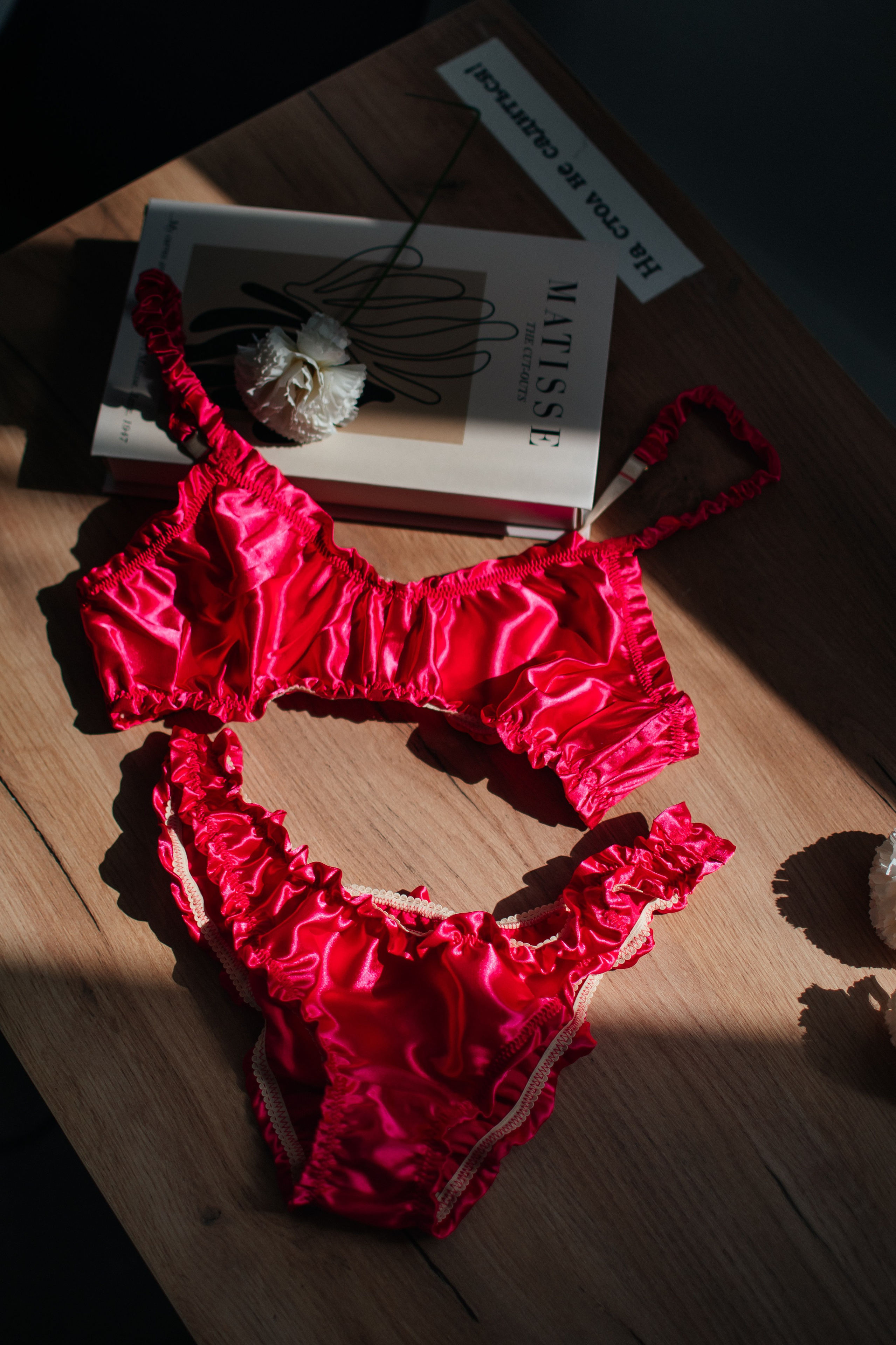 Каталог. VAM brand — нижнее бельё ручной работы