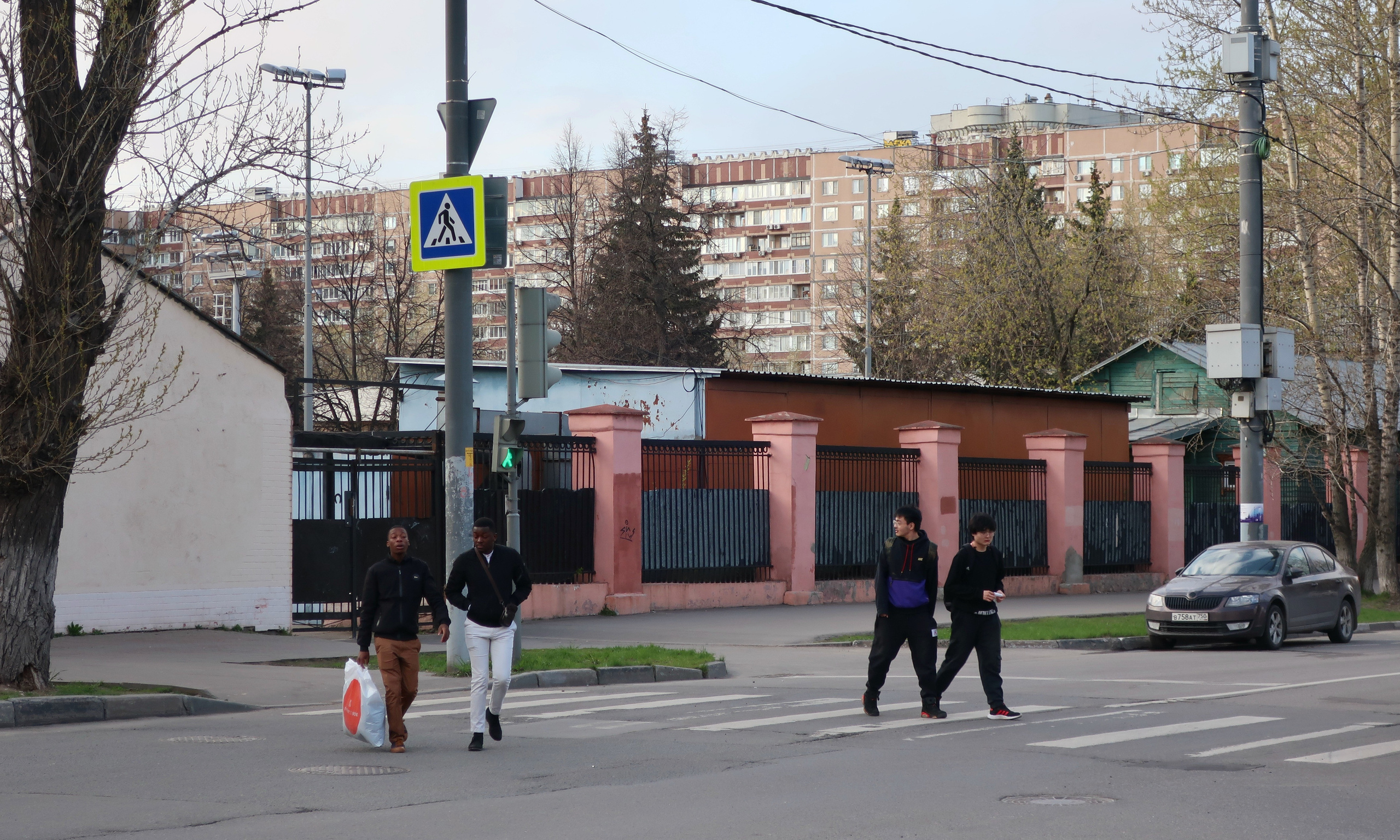 Фотопрогулка по студенческим местам: МЭИ, студгородок, общежитие. Проект «Фотокладовка»: блог уличной фотографии в формате street photo