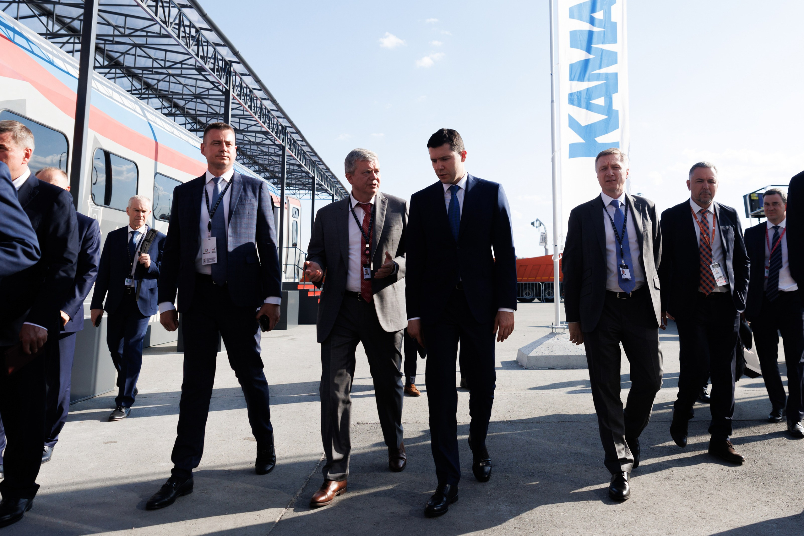 Фотограф на ПМЭФ 2025 — услуги, аккредитация, лучшие кейсы. Свадебный фотограф в Москве | Антон Матвеев