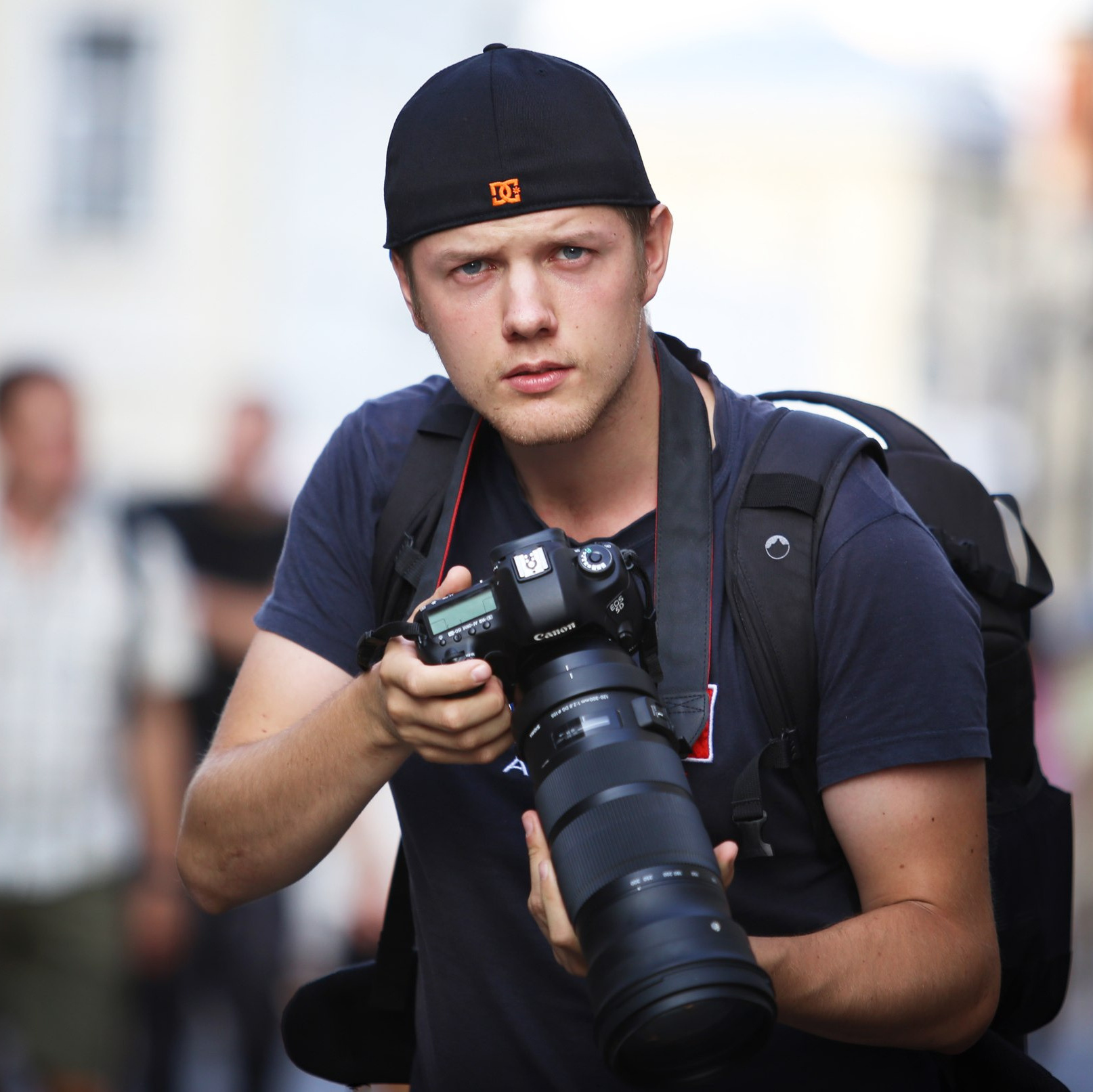 Контакты. Фотограф Дмитрий Иванов