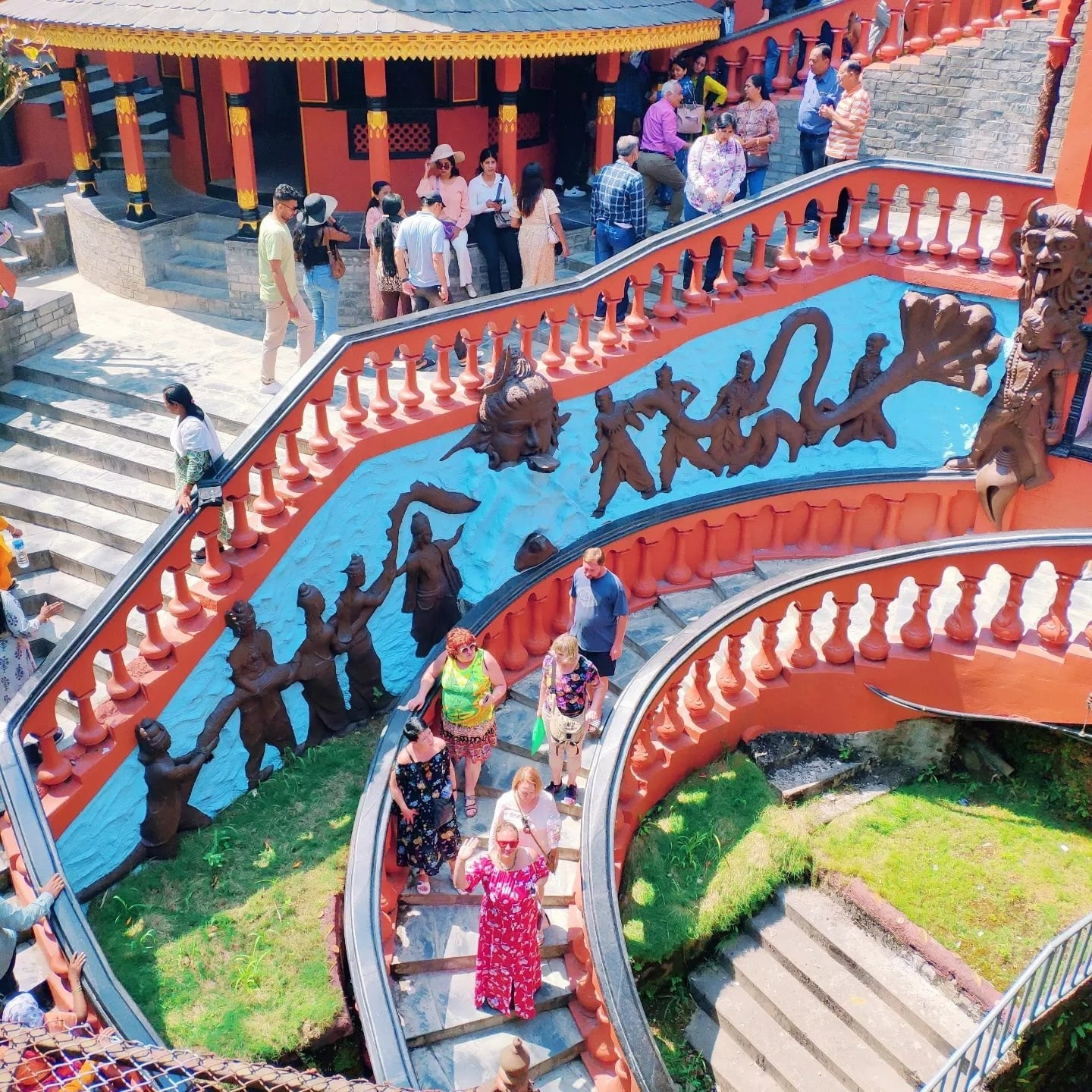 Знакомство с Непалом. Клуб путешествий HimalTrex Горные туры в Гималаи Непал