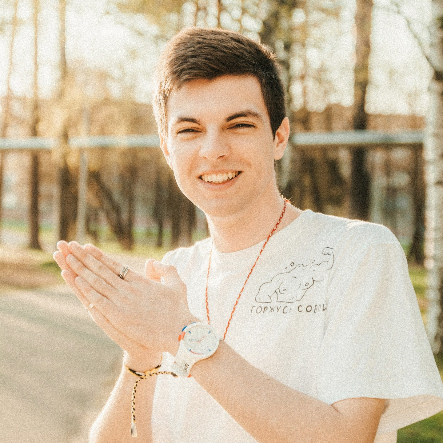 Контакты. Выпускные альбомы Иваново / Роман Тихомиров