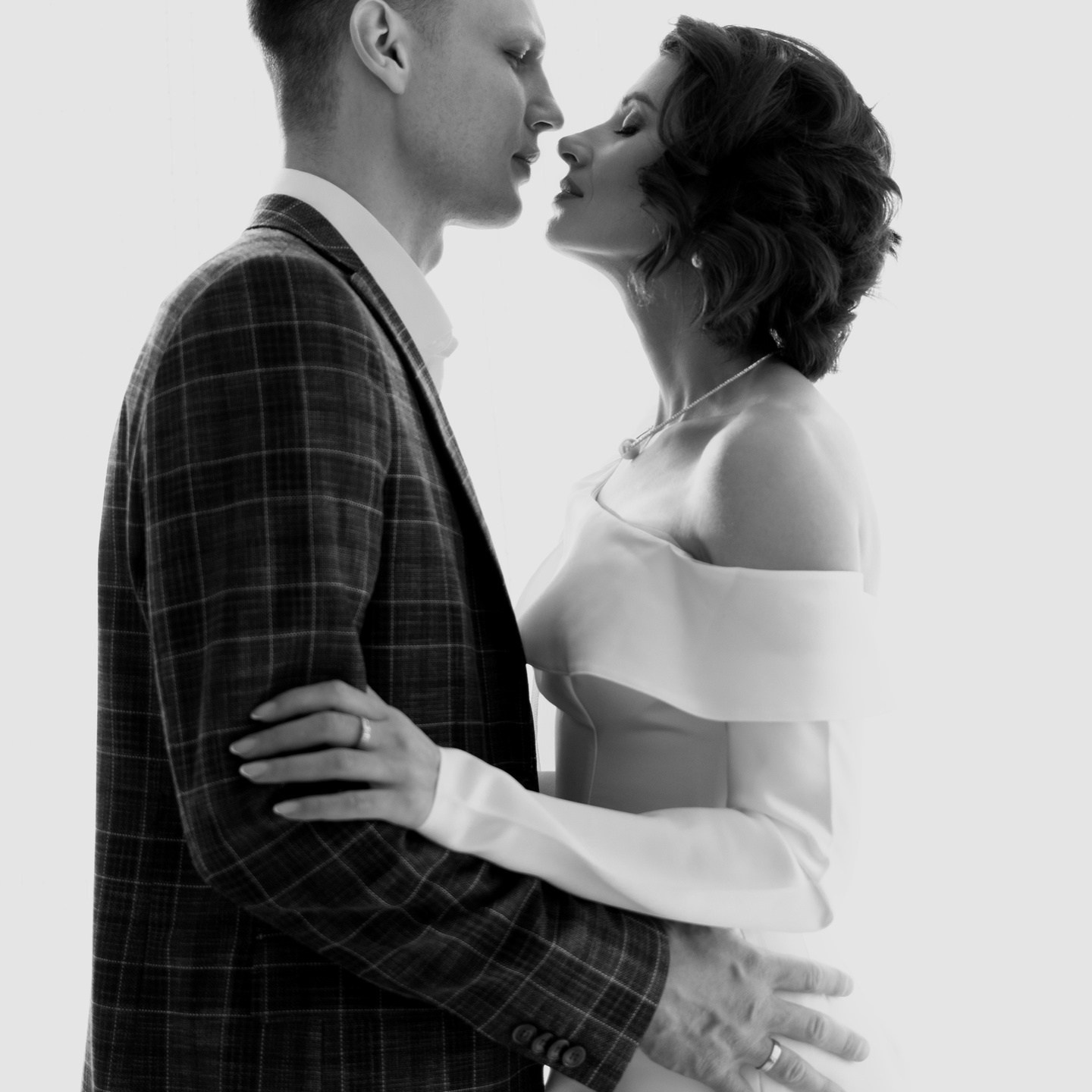 Свадебный фотограф Красноярск, фотограф Красноярск, фотограф на свадьбу, фотограф цена, фотограф в загс, свадебная фото прогулка, услуги фотографа, услуги фотографа Красноярск, фотограф на час, свадебное платье Красноярск, букет невесты Красноярск, я невеста Красноярск