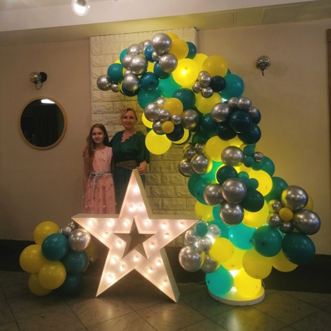 Шары с цифрами розовое золото. Студия праздничного декора