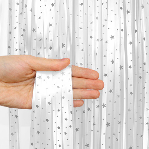 Фотозона с дождиком. Студия праздничного декора