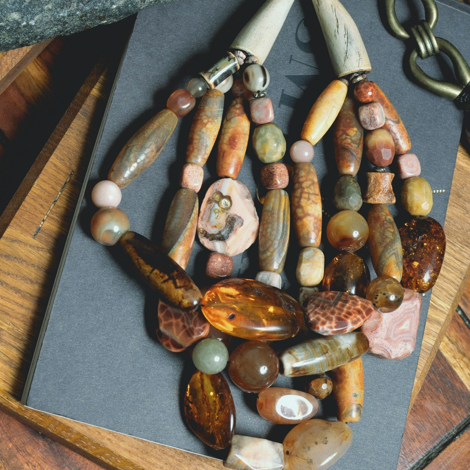 Колье Заявление Necklaces Statement из натуральных камней, рога и этнических бусин