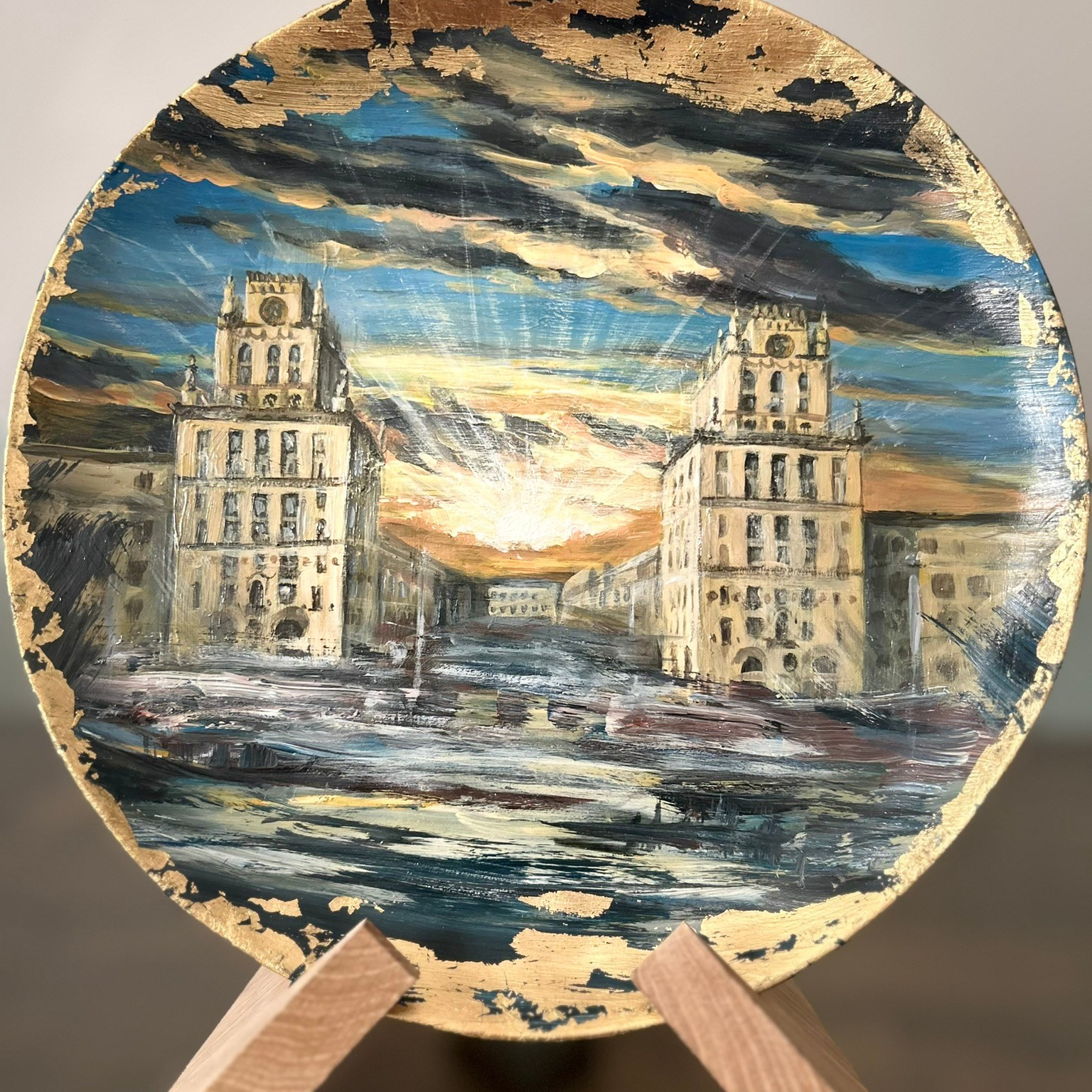 Тарелки декоративные с художественной ручной росписью