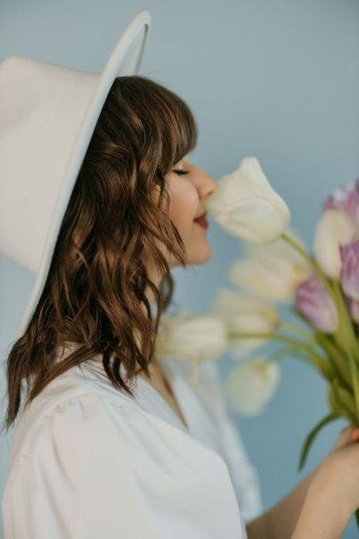 Мудборд: Руководитель массажной студии. Контент-съёмка и бизнес-портреты в Москве. Виктория Кулюкина