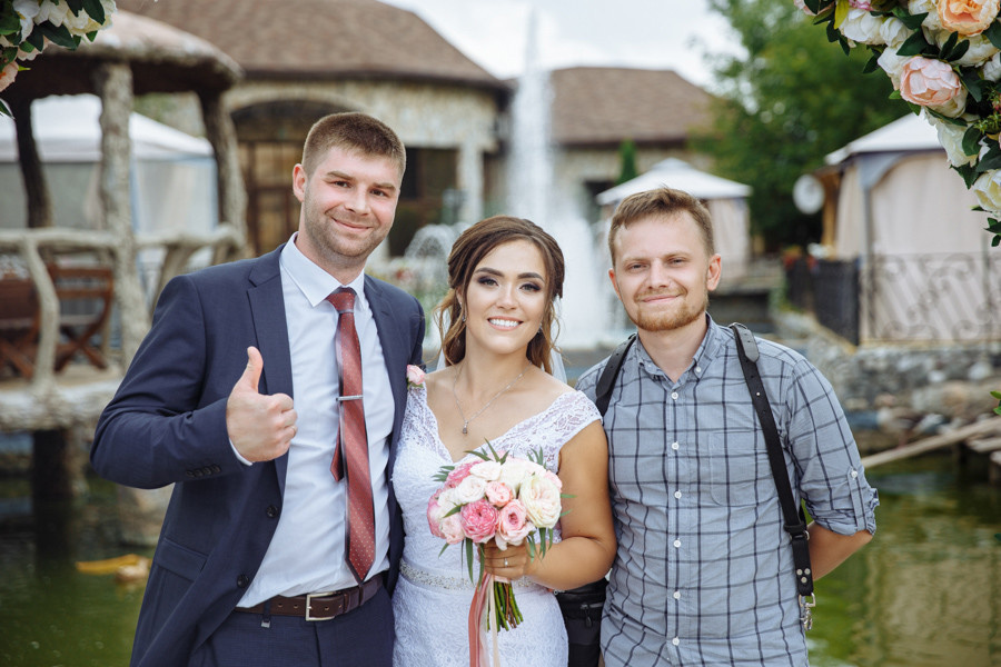 Контакты. Свадебный фотограф в Москве Тёма Савостиков