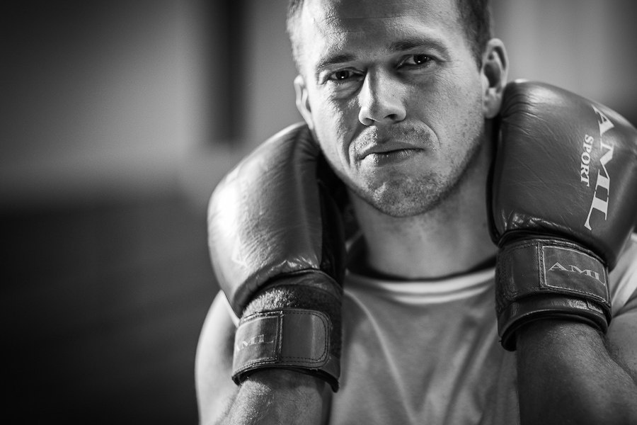 ПСИХОЛОГИЧЕСКИЙ ПОРТРЕТ: ЗАСТЫВШЕЕ КИНО. Фотограф Дмитрий Грант