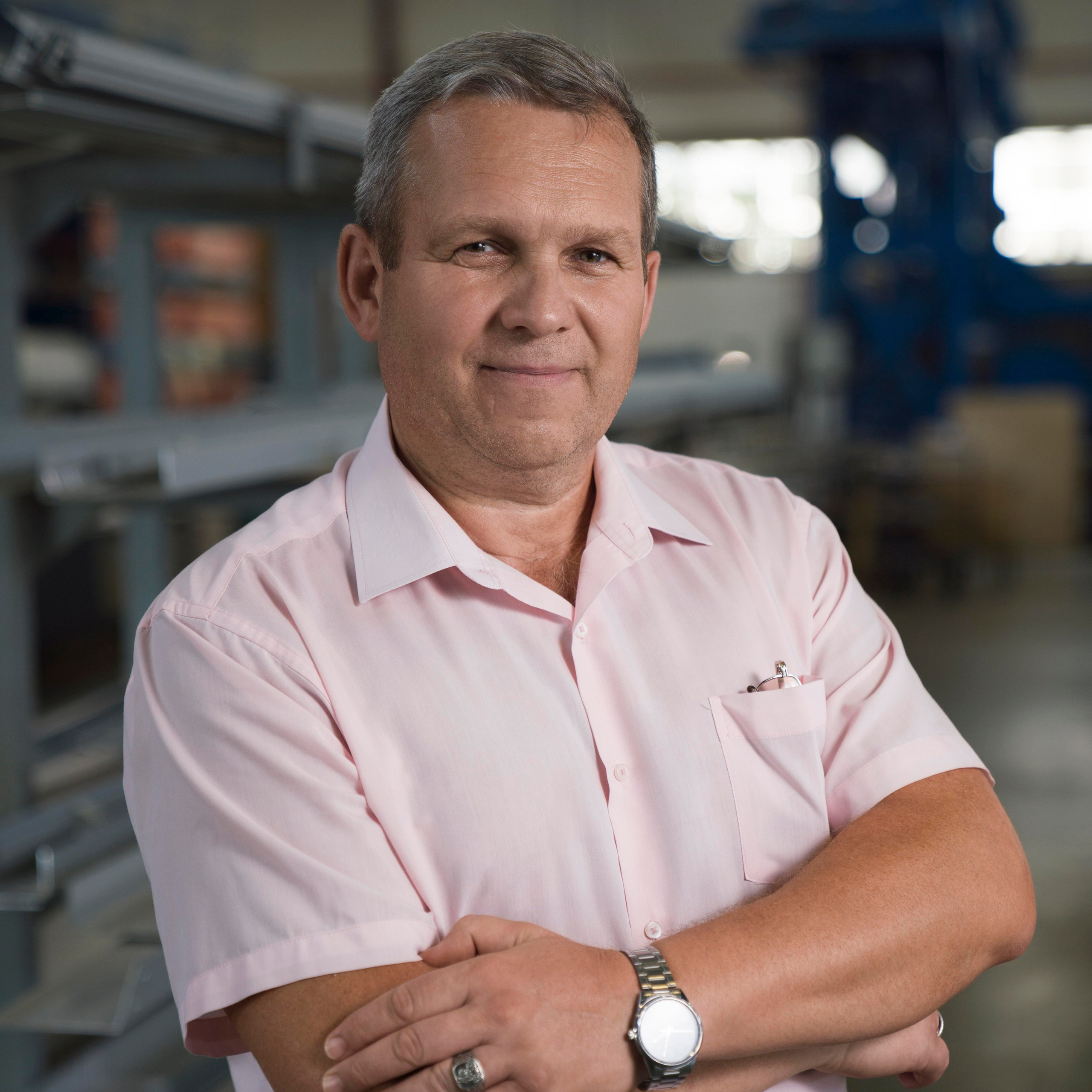 Корпоративные фотосессии сотрудников и руководства в офисах и на производствах. Портретный фотограф Павел Бахирев. Москва