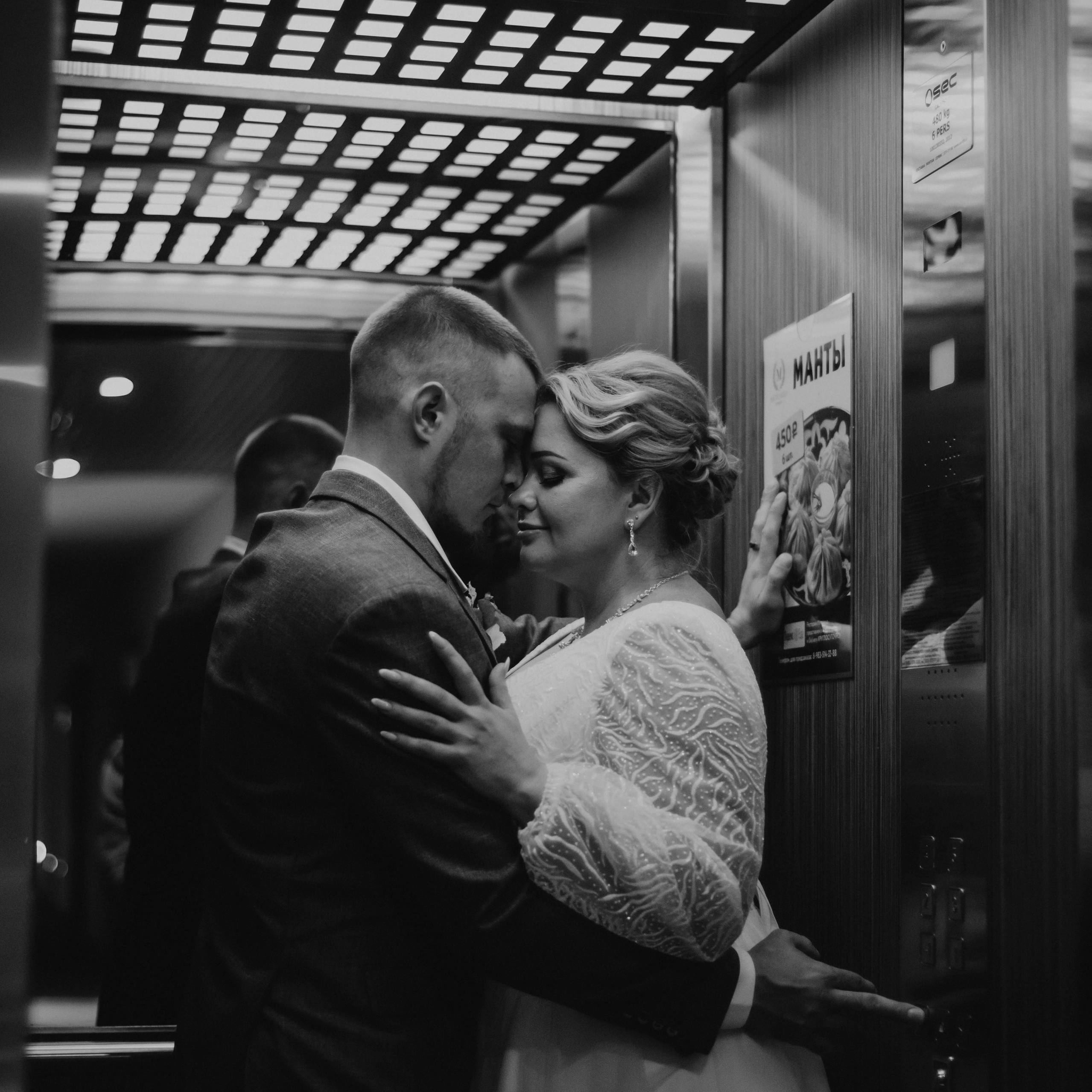 Контакты. Свадебный фотограф и видеограф в Новосибирске