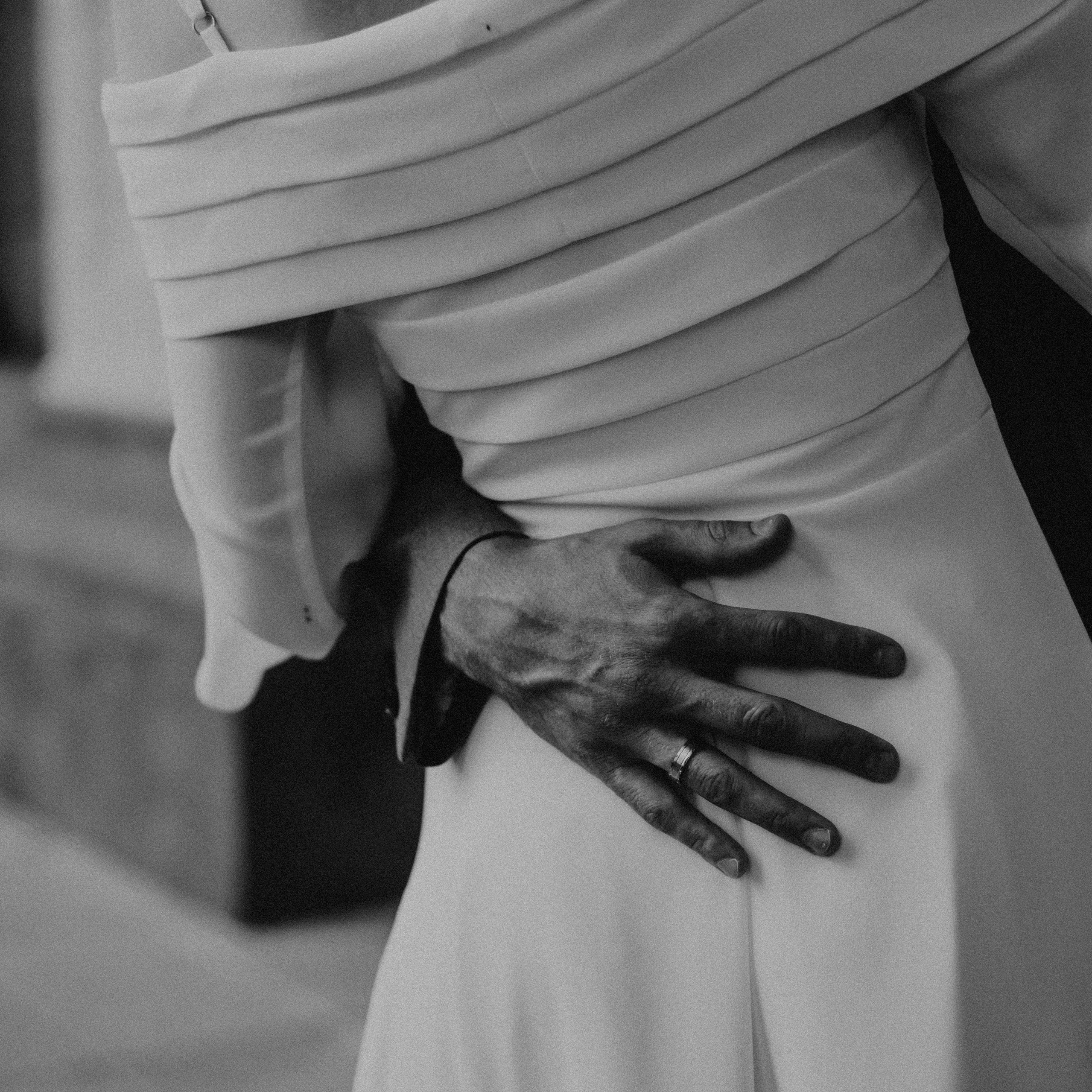 Контакты. Свадебный фотограф и видеограф в Новосибирске