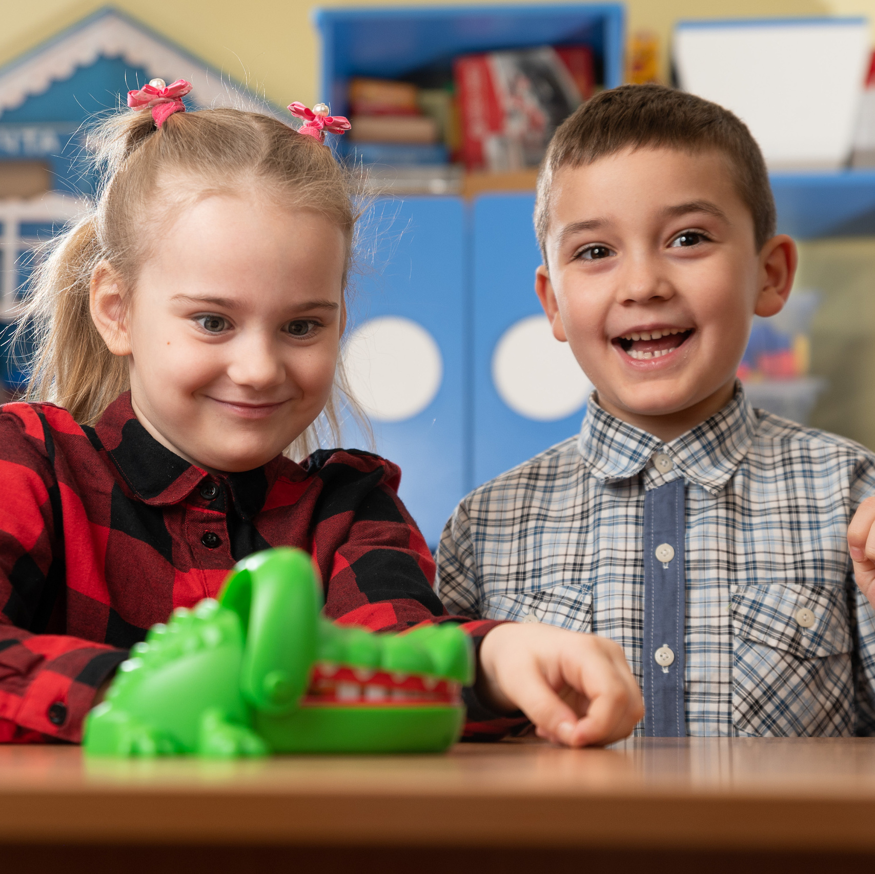 Выпускные фотоальбомы. Ваш фотограф Саша Шапулина