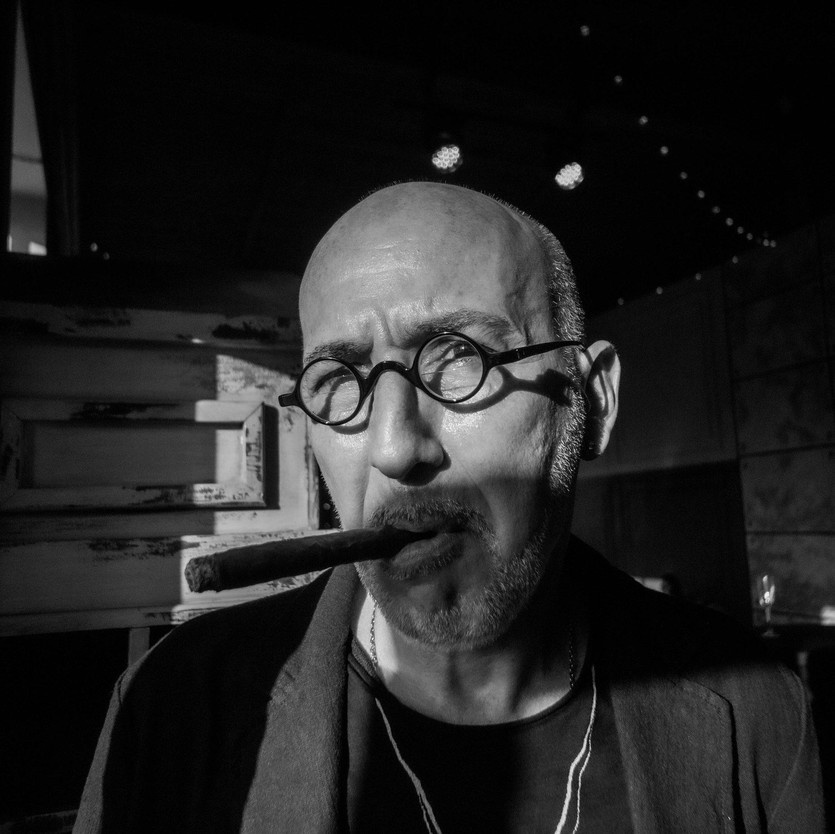 Фото и видеосъемка праздников: день рождения, юбилей, венчание, крестины, свадьба. Свадебный фотограф видеограф в ЗАГС и на свадьбу целый день Москва и МО