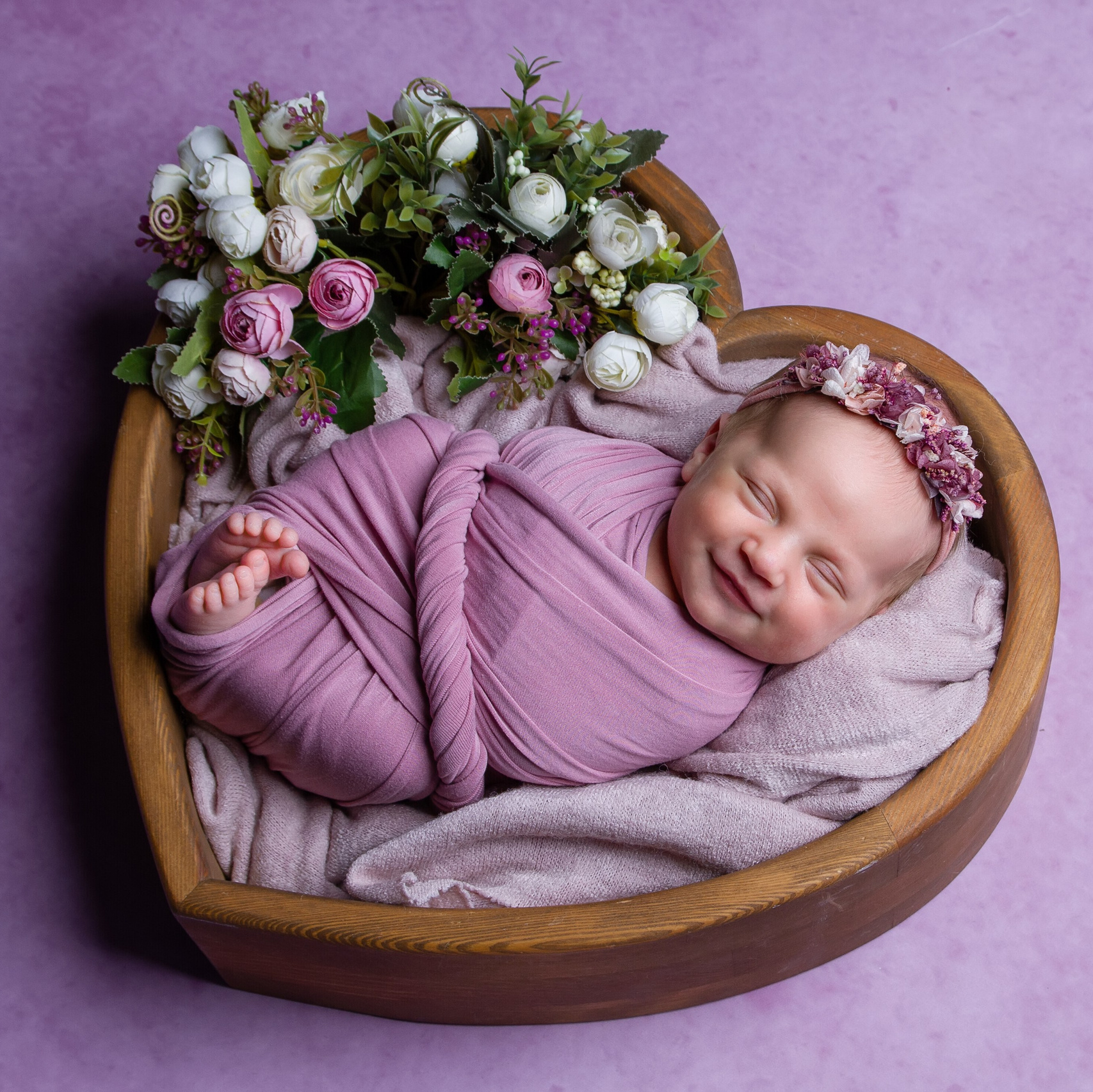 Контакты. Самая первая фотосессия малыша! Профессиональная съемка новорожденных Newborn в Москве и МО!