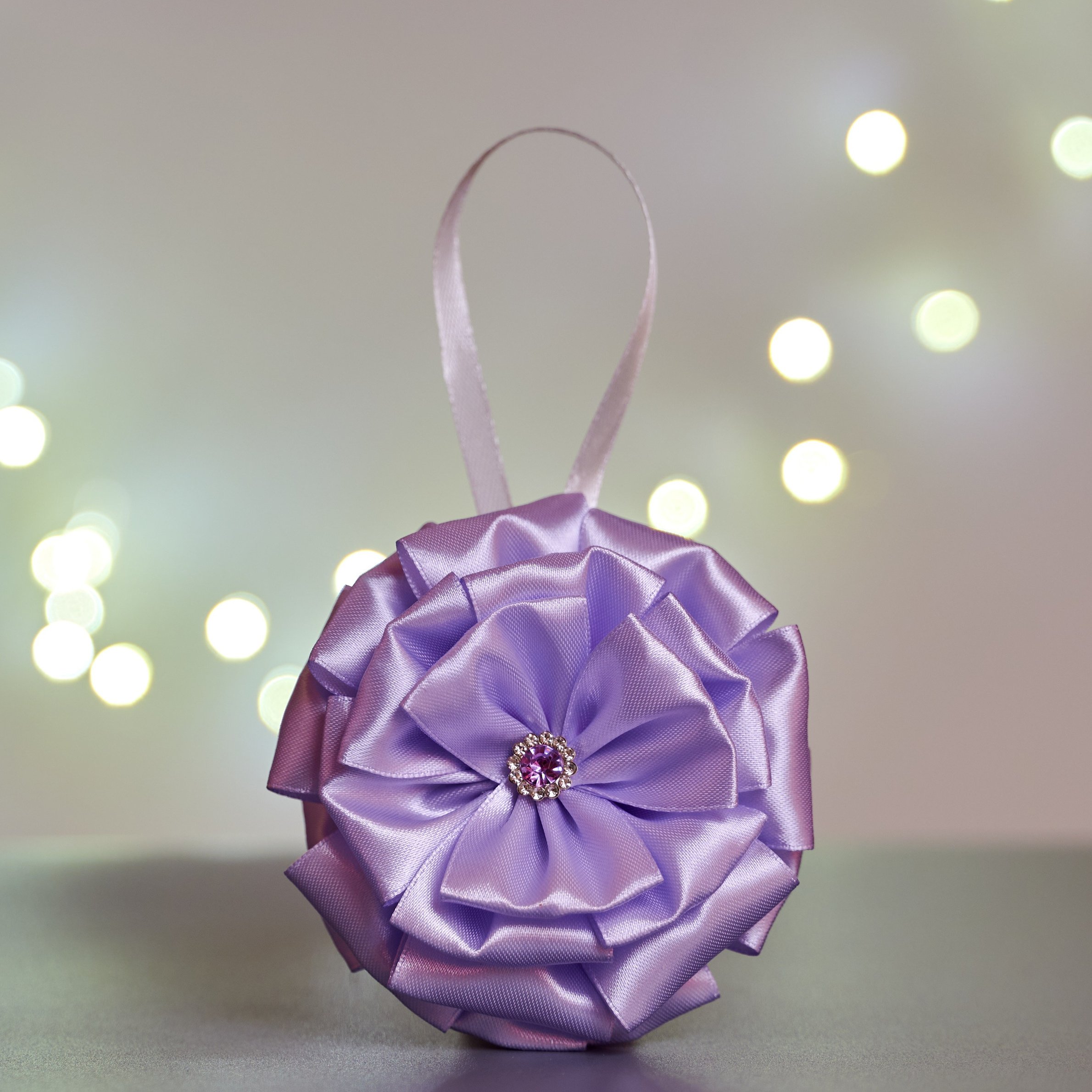 новогодние украшения бантики сиреневые атлас