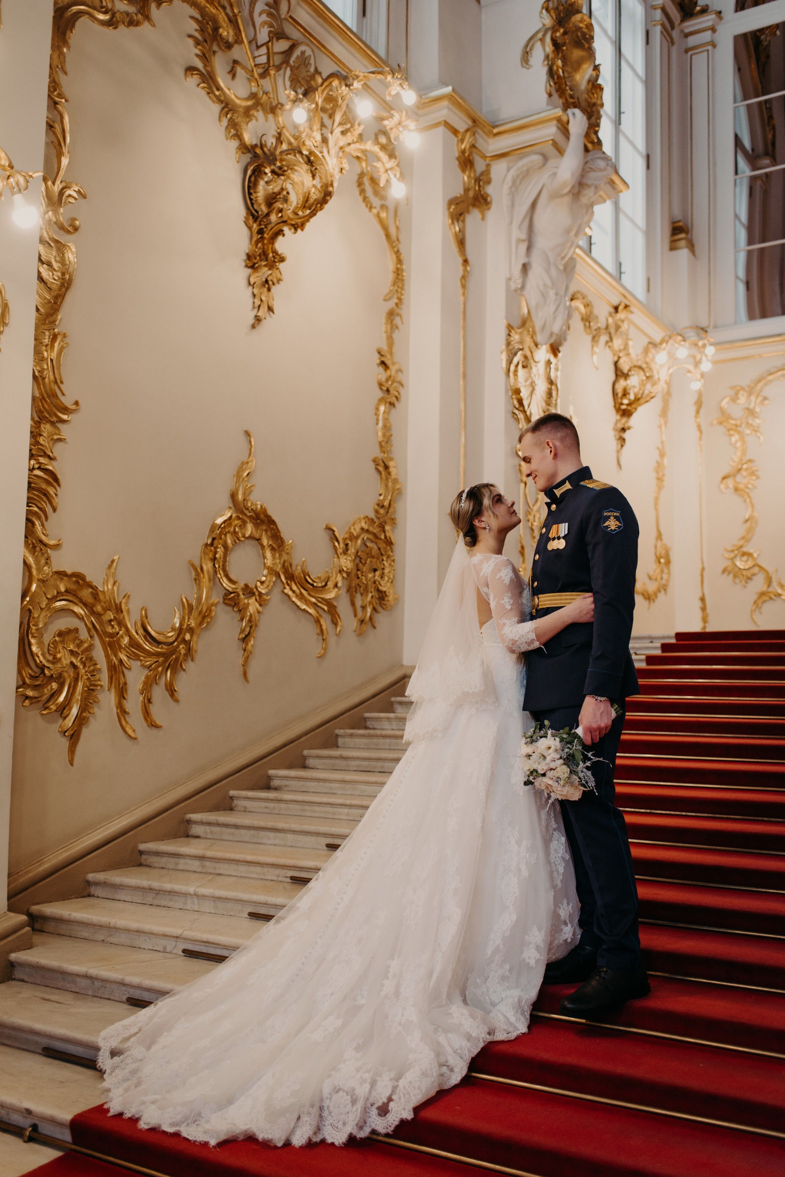 свадебная фотосессия в Эрмитаже