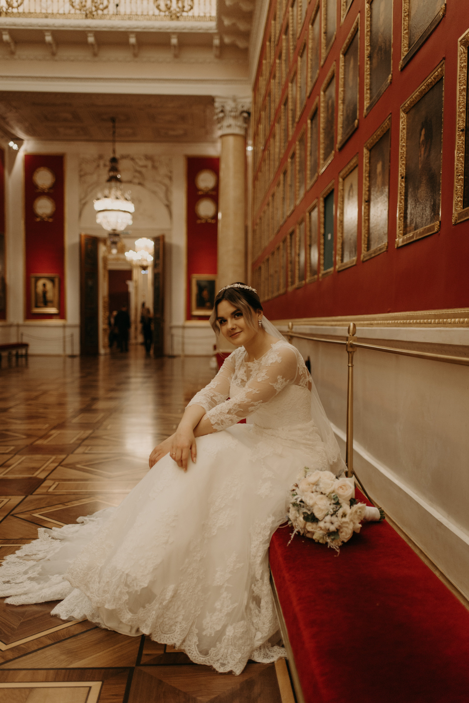 свадебная фотосессия в Эрмитаже