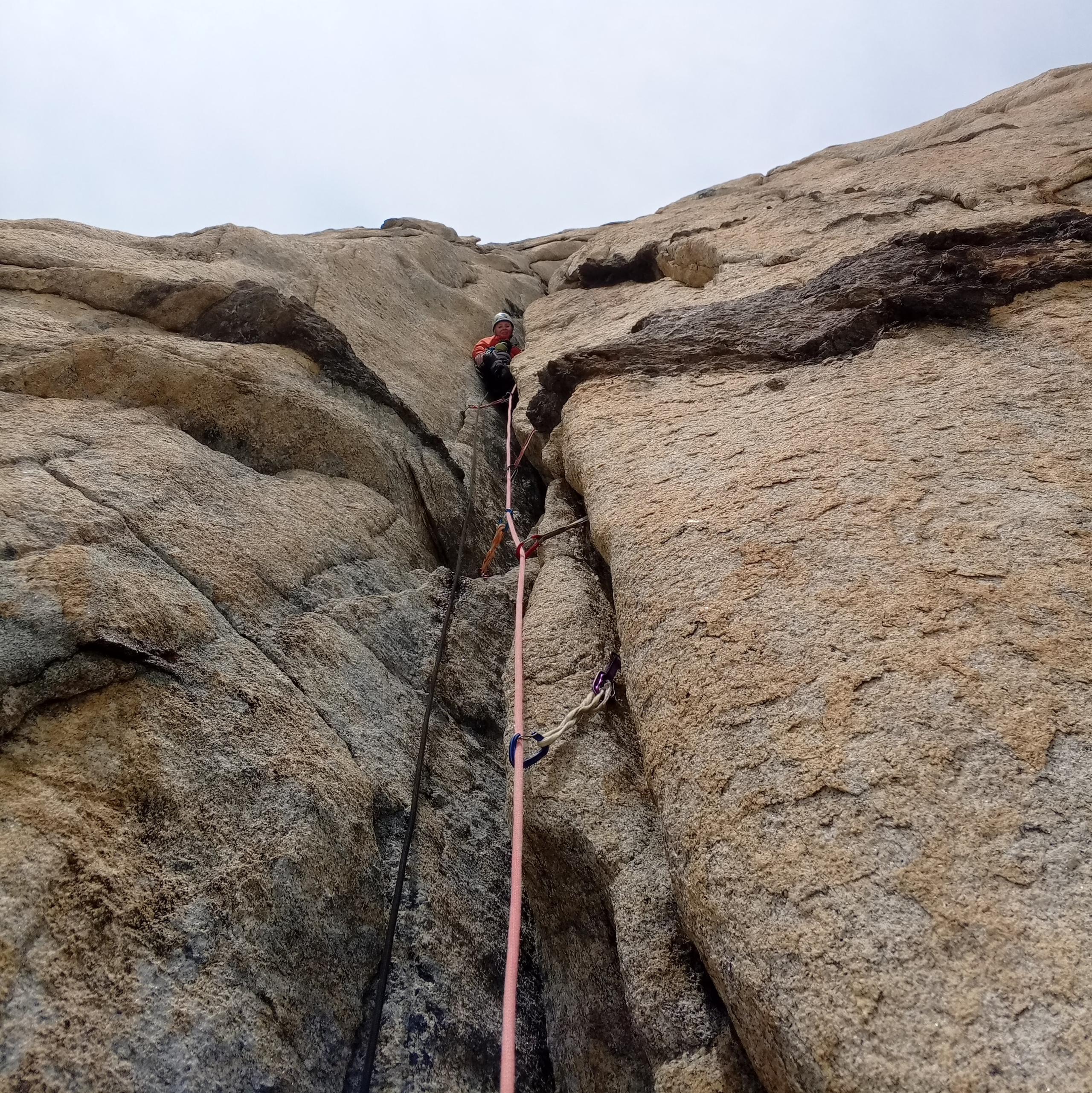 Нету парня, который залезет это за тебя. “Steel Angel”: women’s climbing award