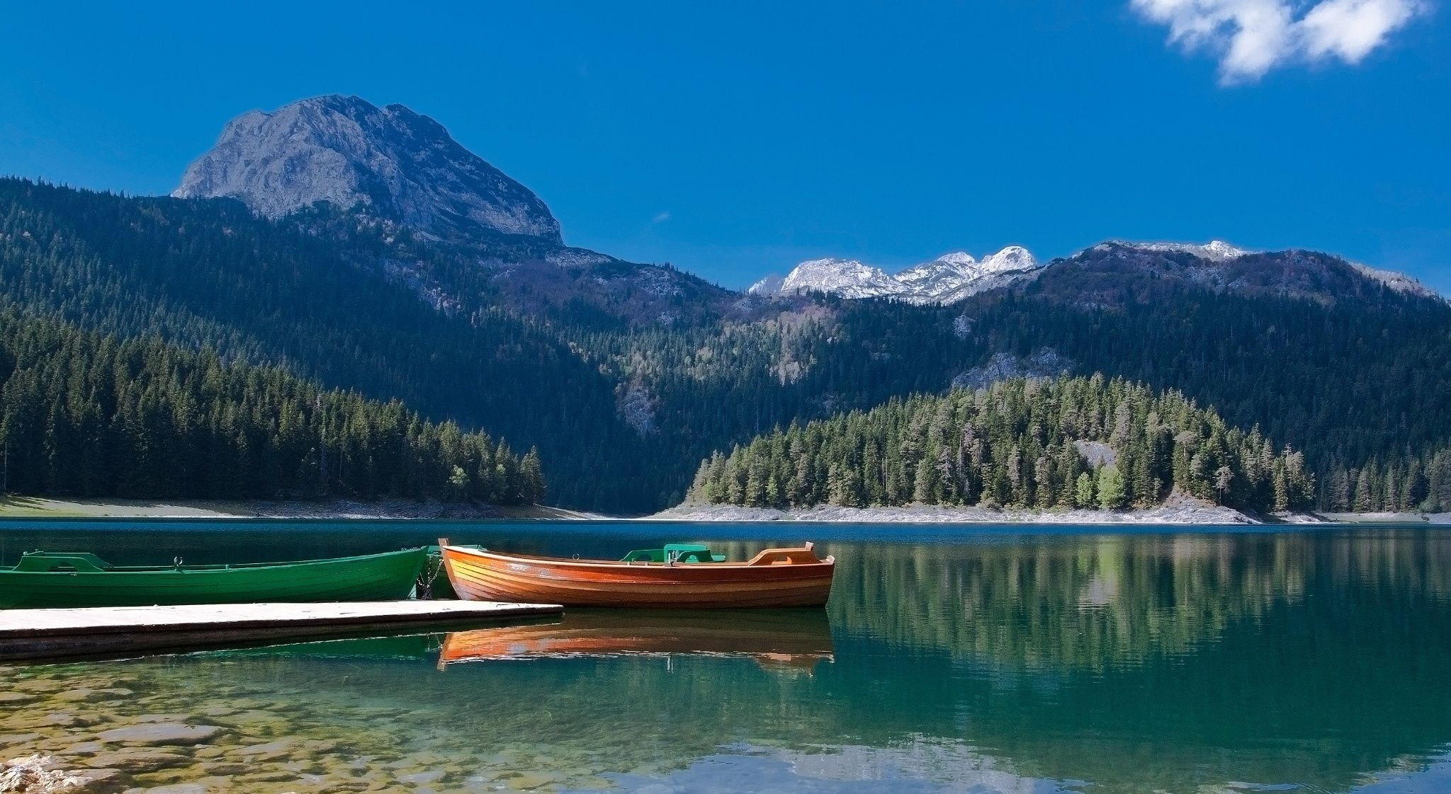 Photo shoot in the Black Lake (Crno Jezero), Žabljak