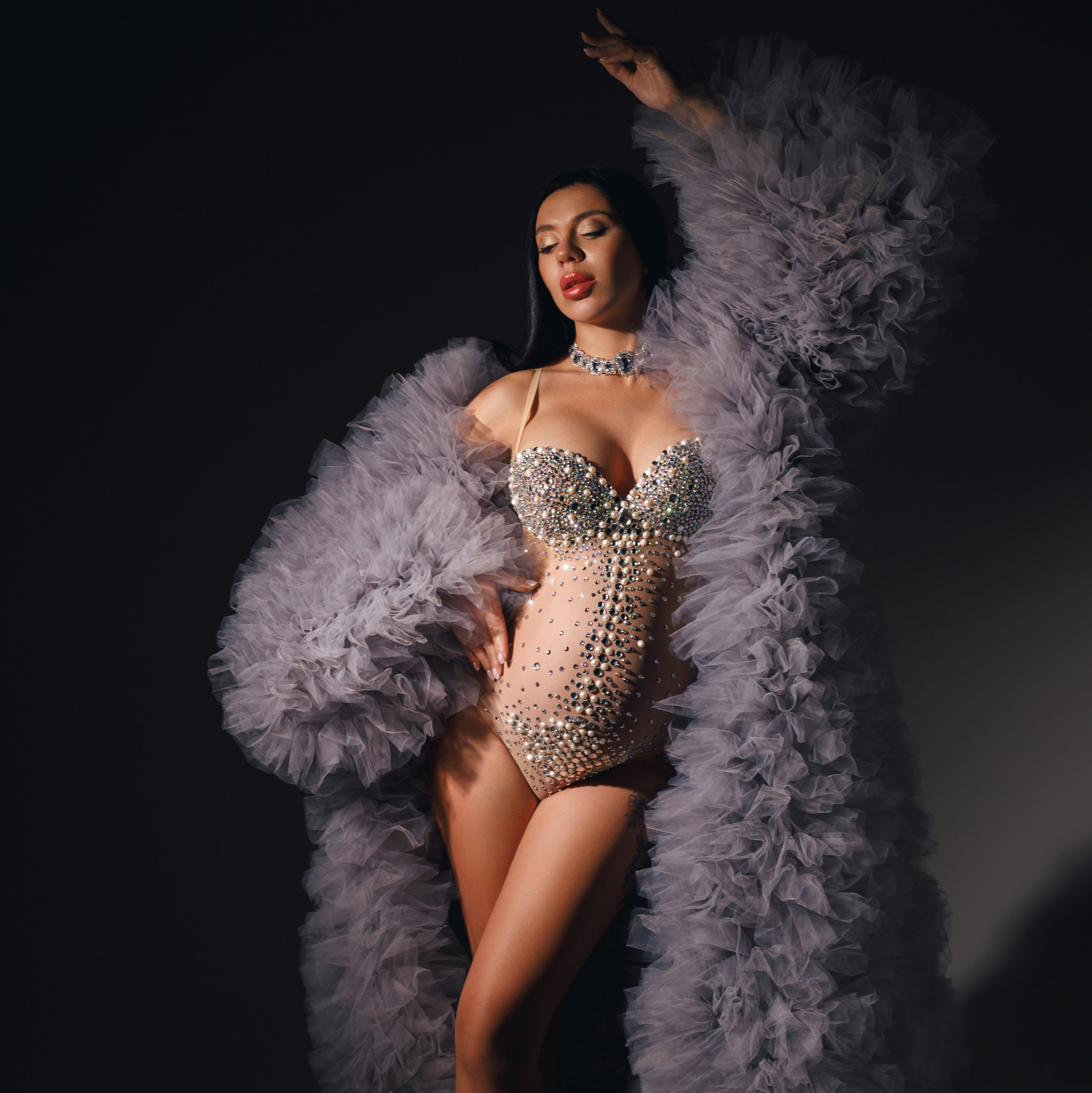 Фотосессия беременности в Москве — съемка беременных в студии