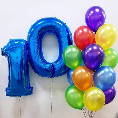 Шары с синими цифрами. Студия праздничного декора