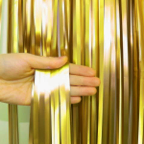 Фотозона с дождиком. Студия праздничного декора