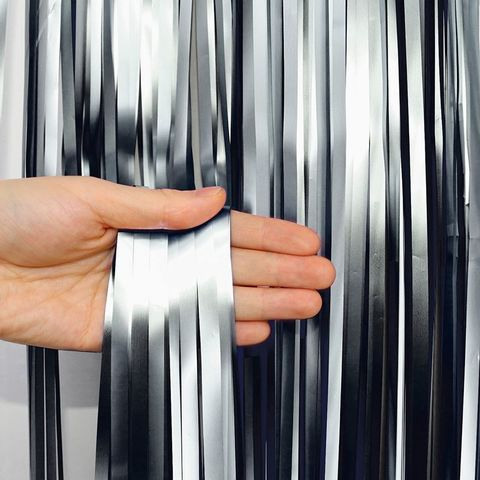 Фотозона с дождиком. Студия праздничного декора