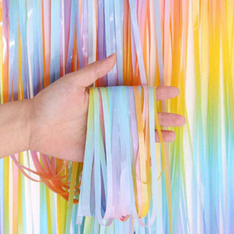 Фотозона с дождиком. Студия праздничного декора