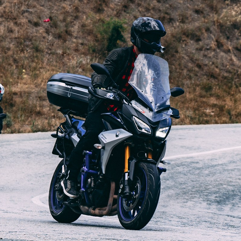 Рекомендуемые инструктора. Занятия по безопасному управлению мотоциклом Владимир Оллилайнен