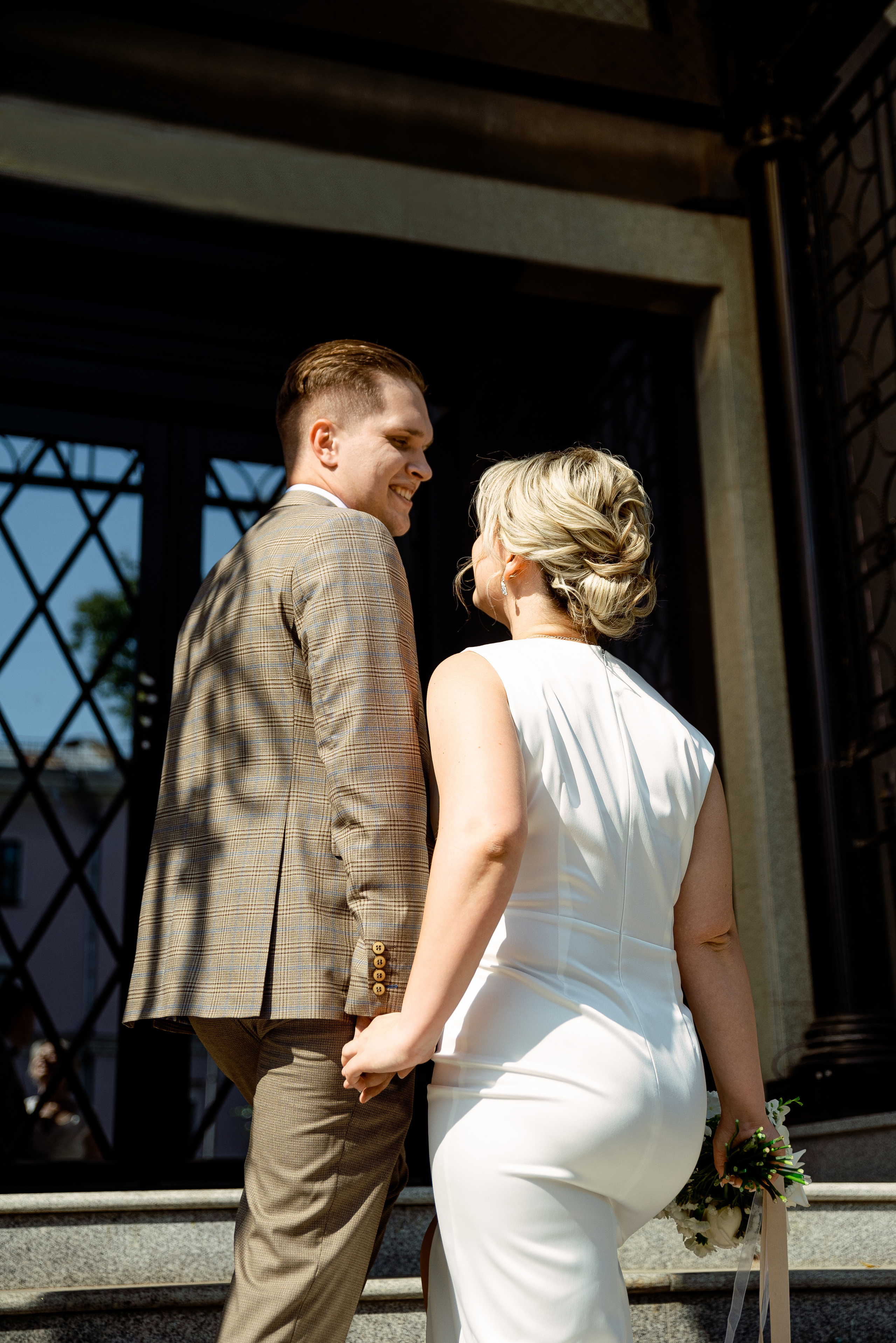 Топ открытых локаций Минска для свадебной прогулки. Свадебный и портретный фотограф в Минске Наташа Каракулова