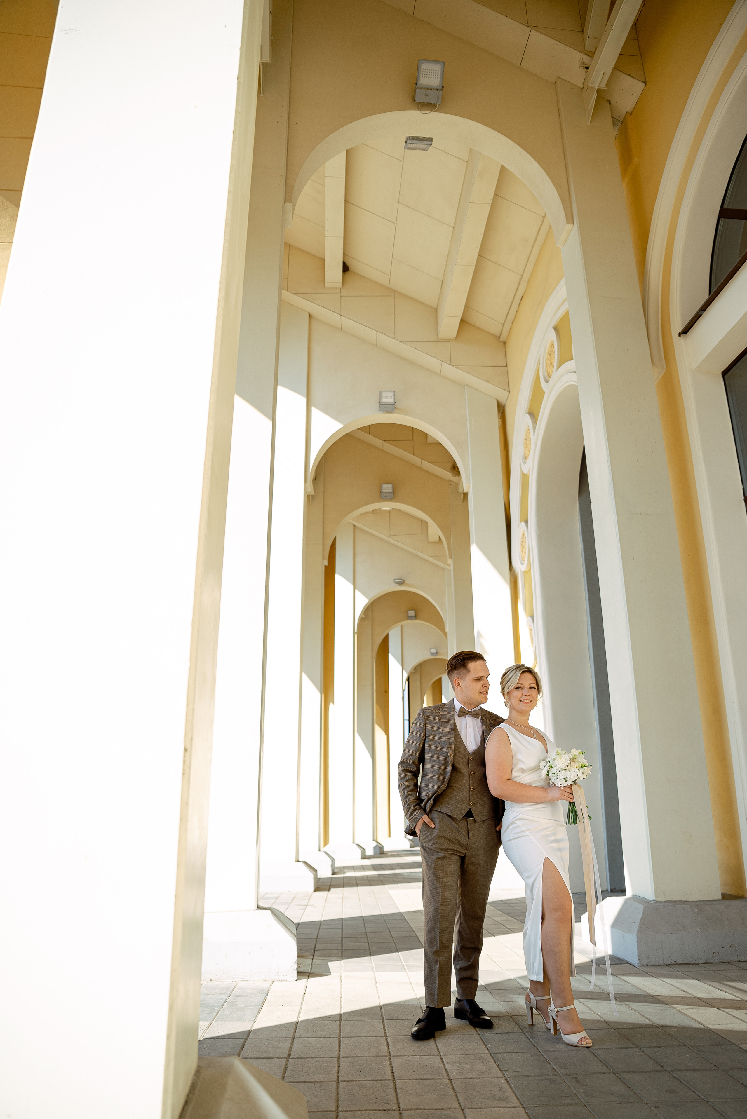 Топ локаций Минска для свадебной прогулки в дождь. Свадебный и портретный фотограф в Минске Наташа Каракулова
