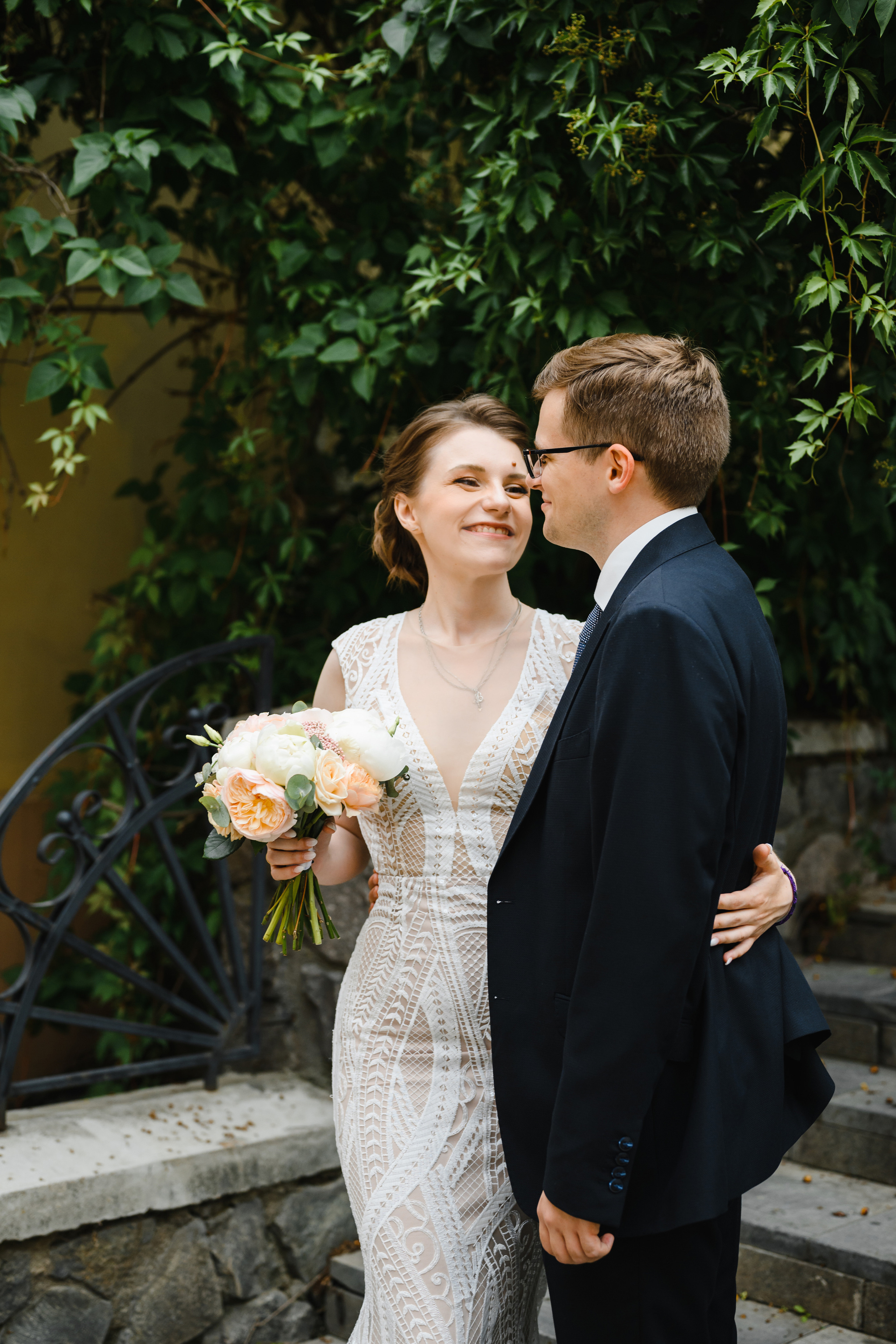 Топ открытых локаций Минска для свадебной прогулки. Свадебный и портретный фотограф в Минске Наташа Каракулова