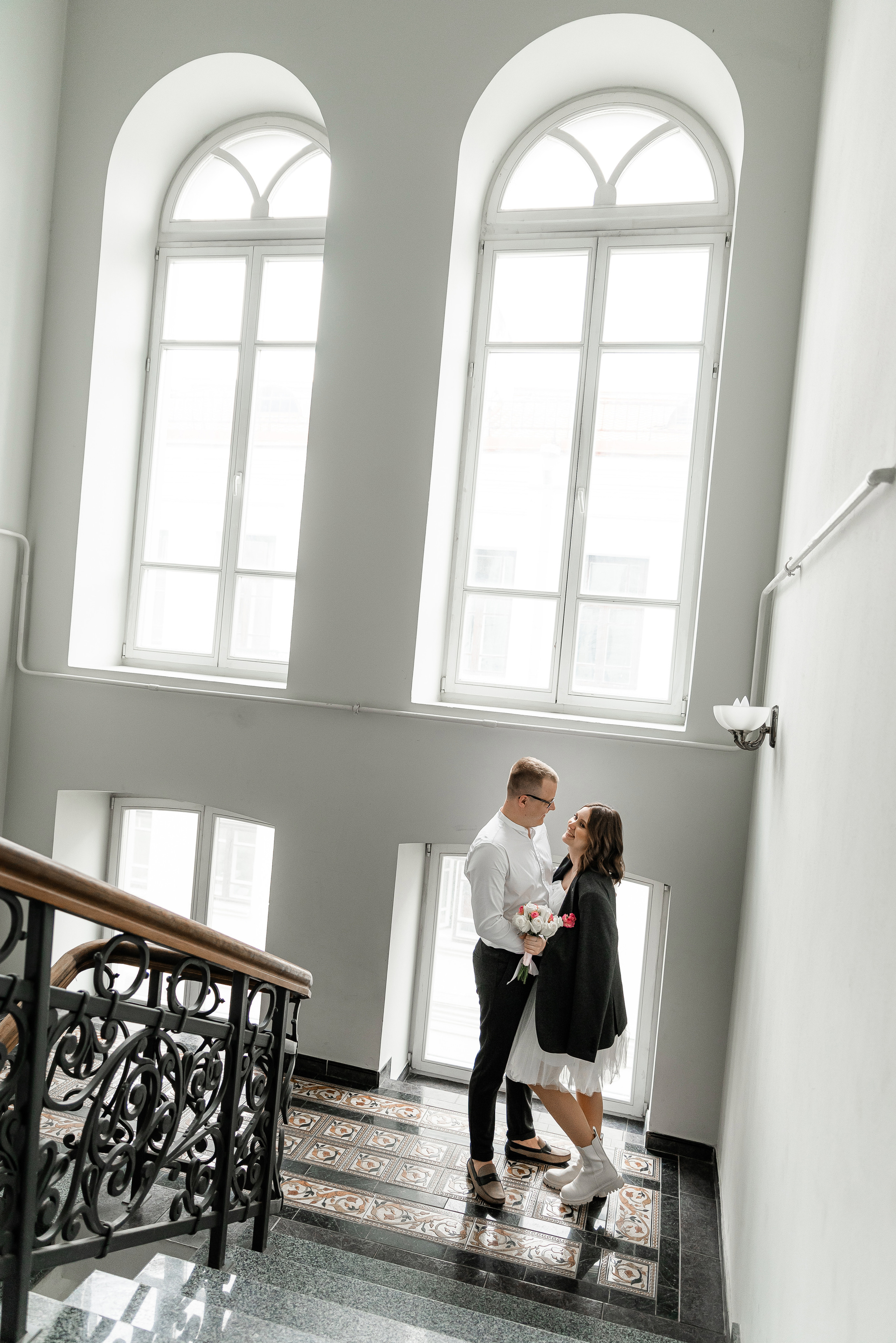 Топ локаций Минска для свадебной прогулки в дождь. Свадебный и портретный фотограф в Минске Наташа Каракулова