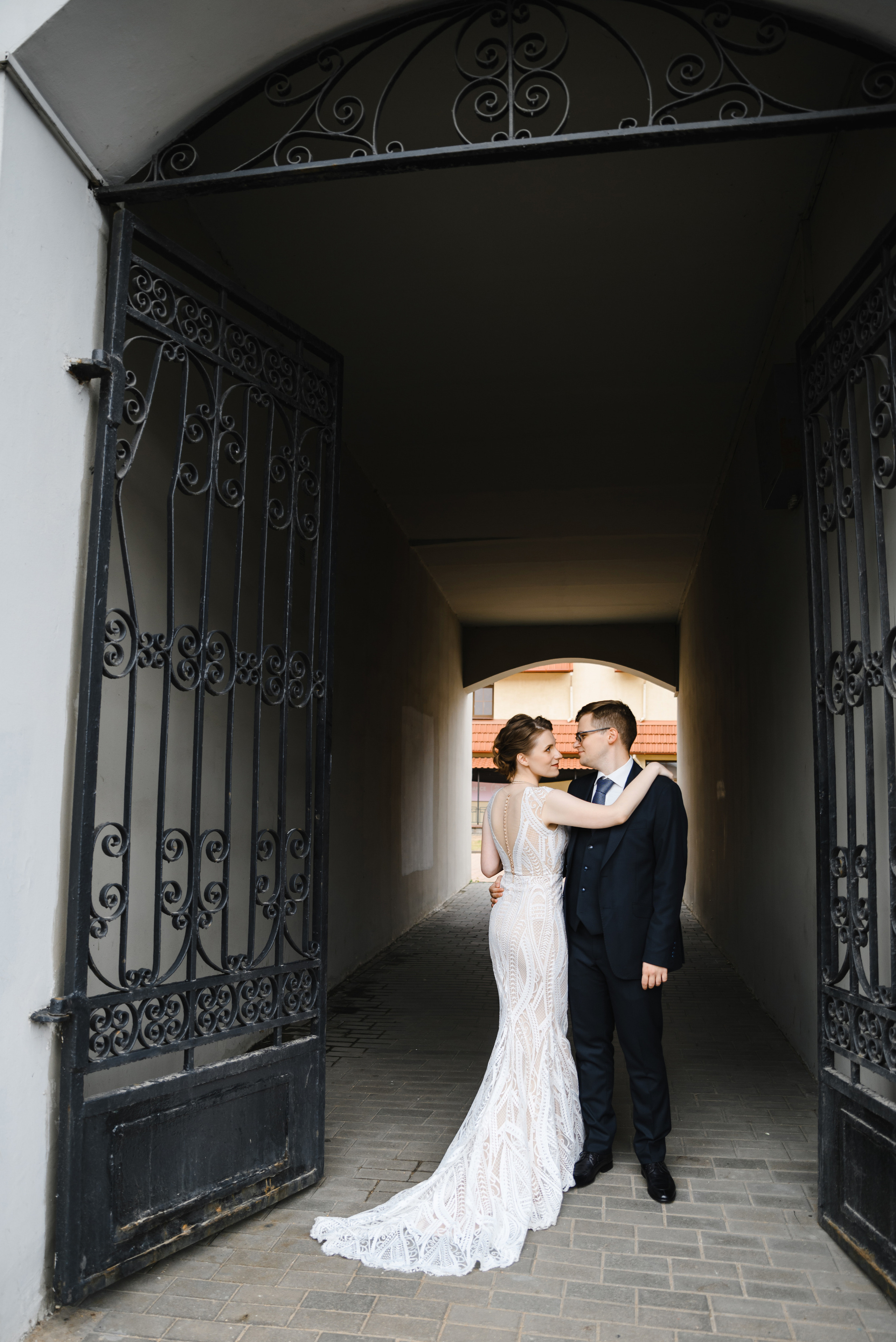 Топ открытых локаций Минска для свадебной прогулки. Свадебный и портретный фотограф в Минске Наташа Каракулова