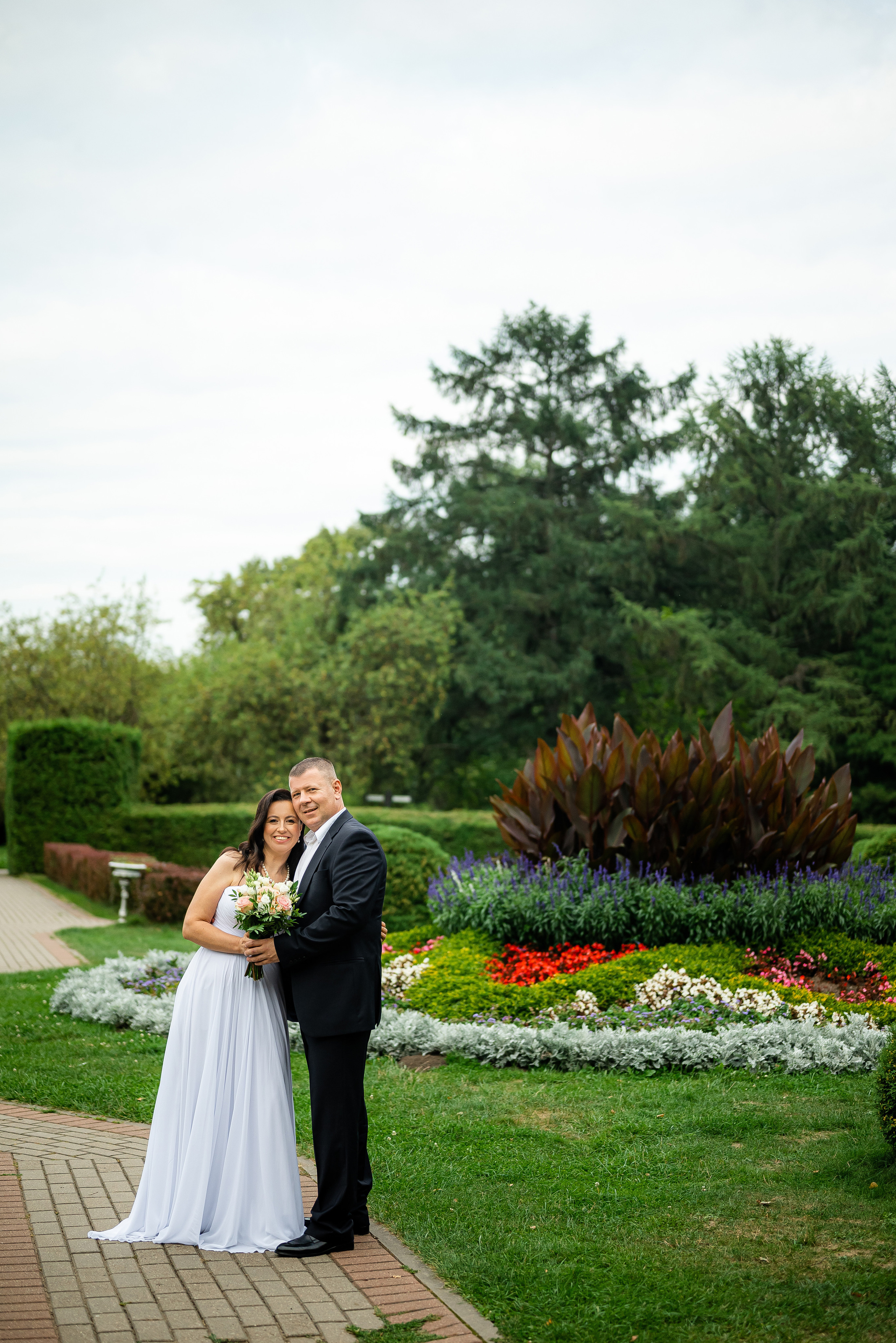 Топ открытых локаций Минска для свадебной прогулки. Свадебный и портретный фотограф в Минске Наташа Каракулова