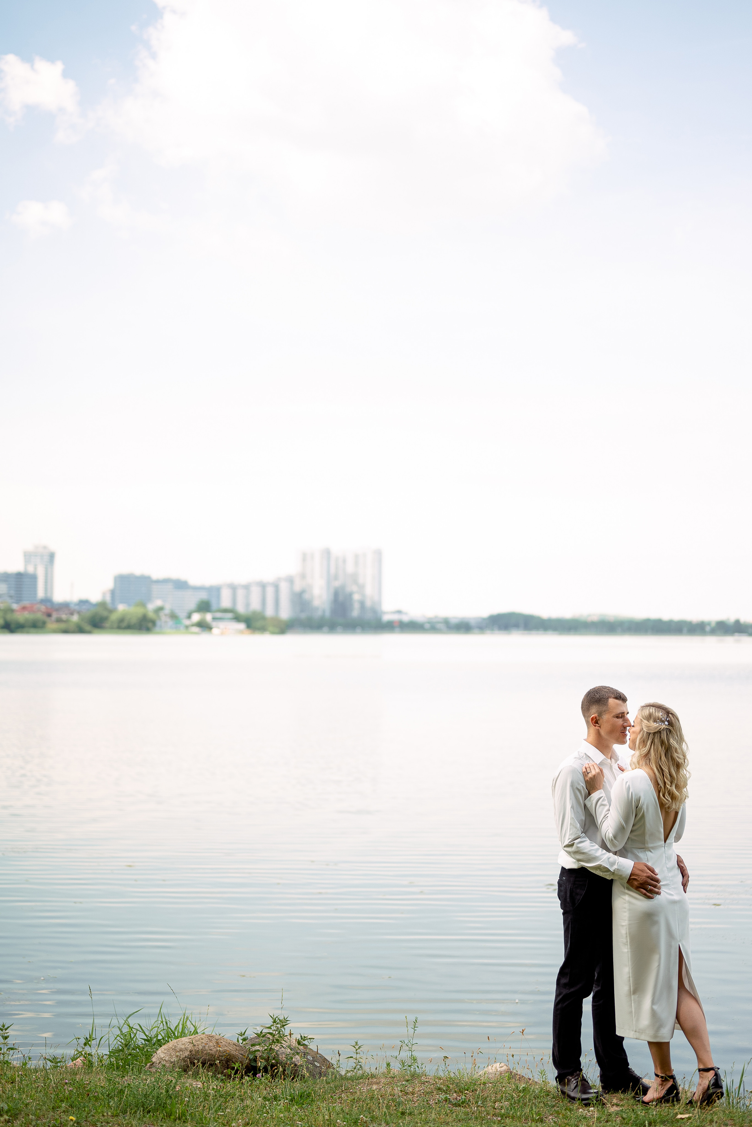 Топ открытых локаций Минска для свадебной прогулки. Свадебный и портретный фотограф в Минске Наташа Каракулова