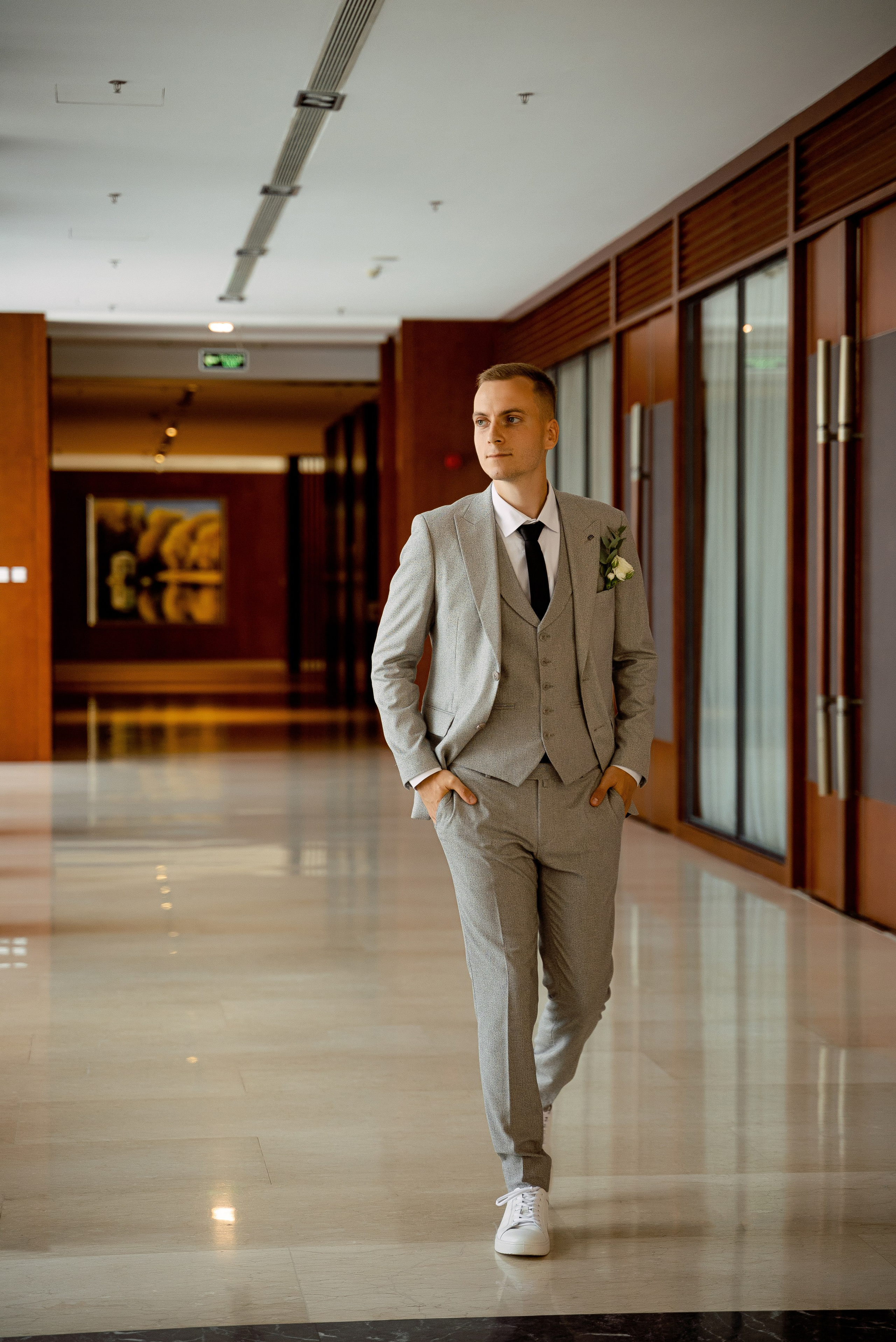 Топ локаций Минска для свадебной прогулки в дождь. Свадебный и портретный фотограф в Минске Наташа Каракулова