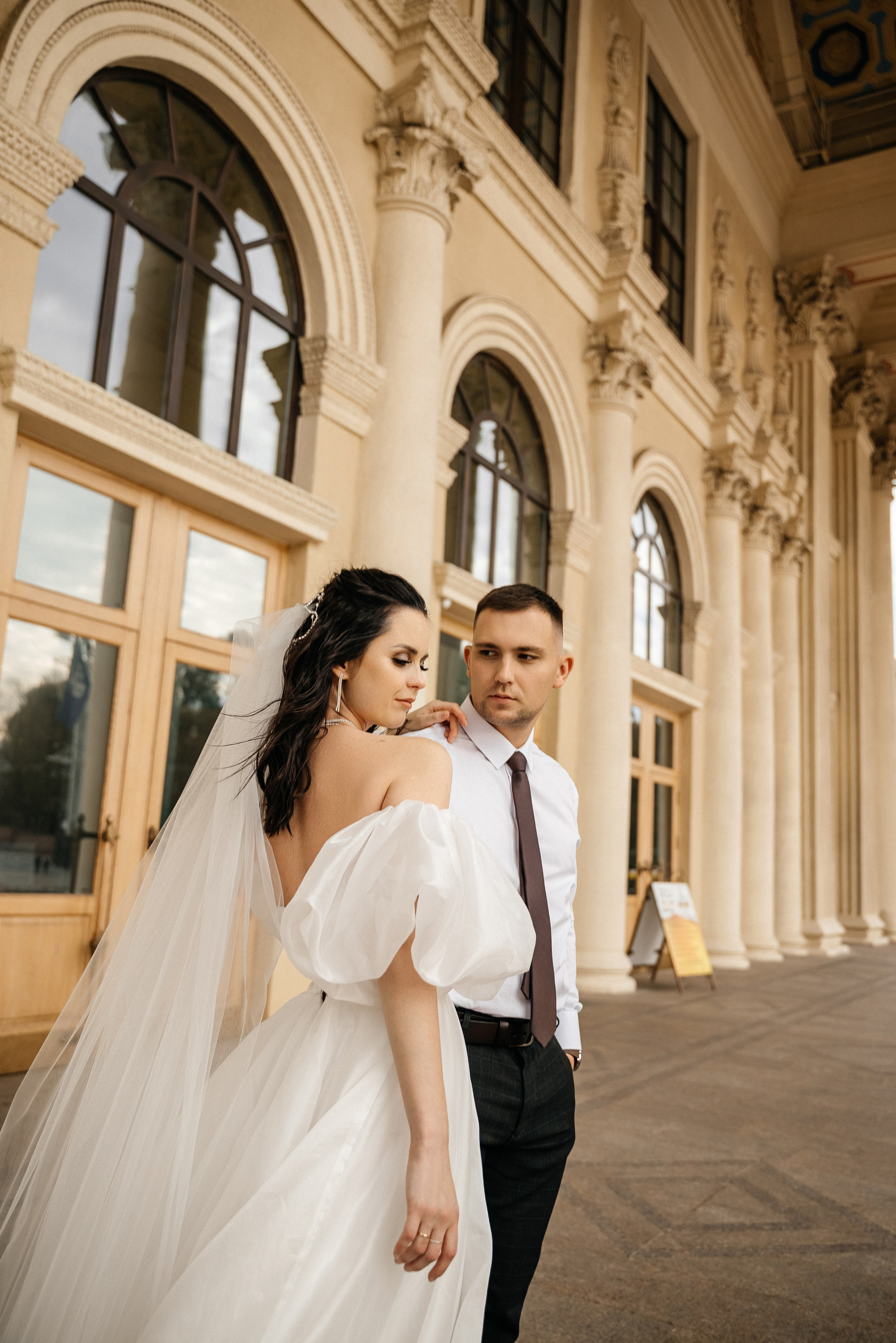 Топ локаций Минска для свадебной прогулки в дождь. Свадебный и портретный фотограф в Минске Наташа Каракулова
