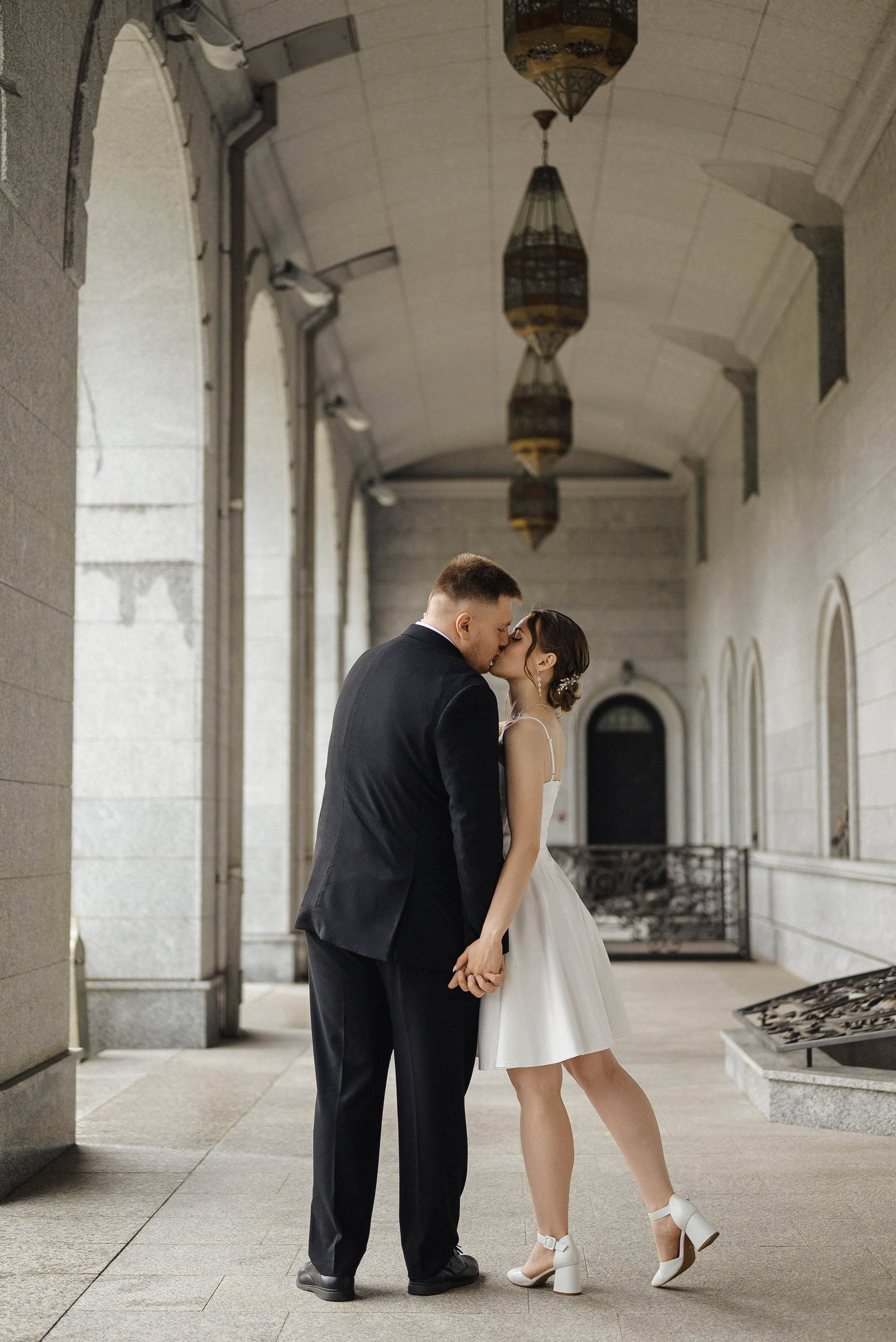 Топ локаций Минска для свадебной прогулки в дождь. Свадебный и портретный фотограф в Минске Наташа Каракулова