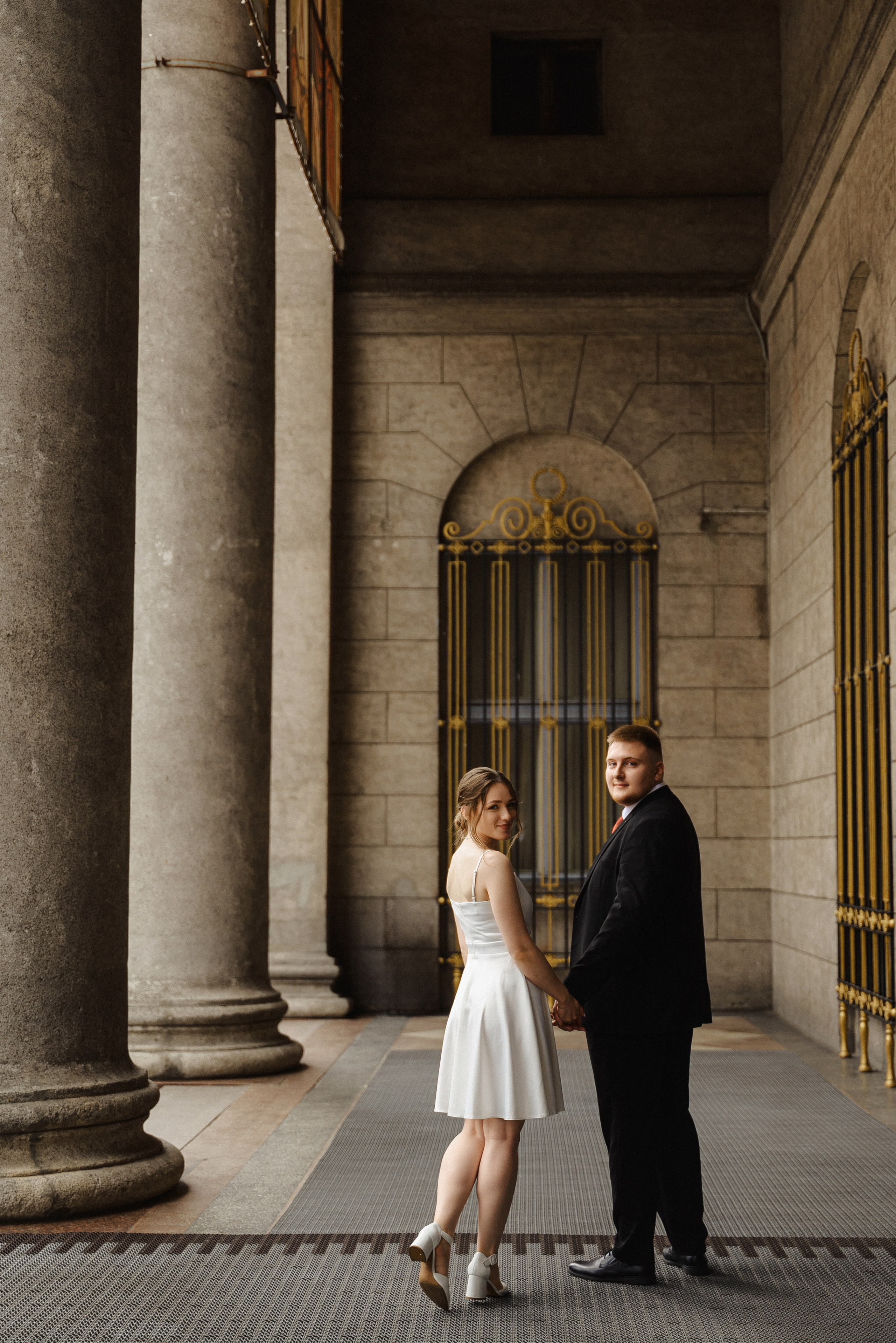 Топ локаций Минска для свадебной прогулки в дождь. Свадебный и портретный фотограф в Минске Наташа Каракулова