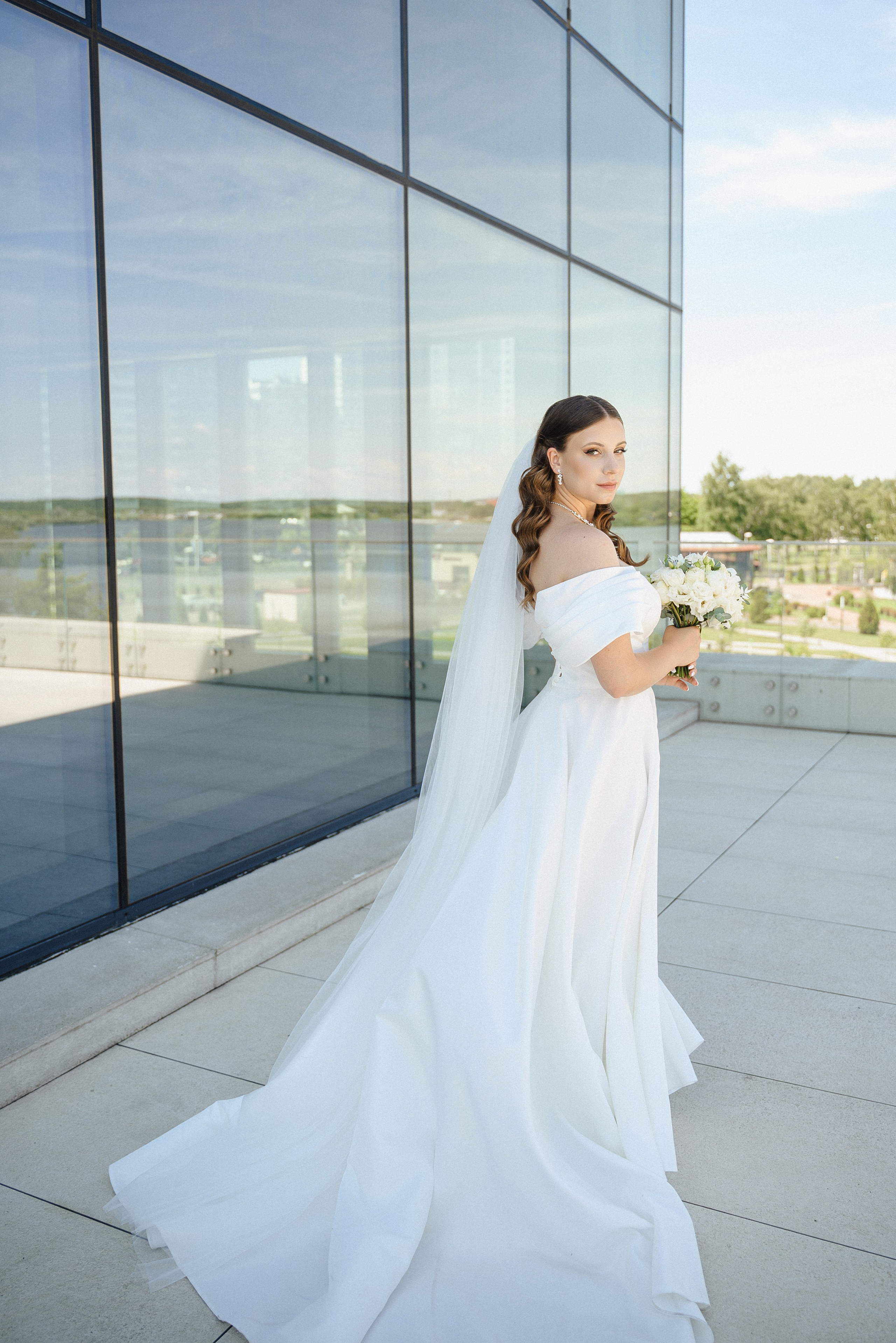 Топ открытых локаций Минска для свадебной прогулки. Свадебный и портретный фотограф в Минске Наташа Каракулова