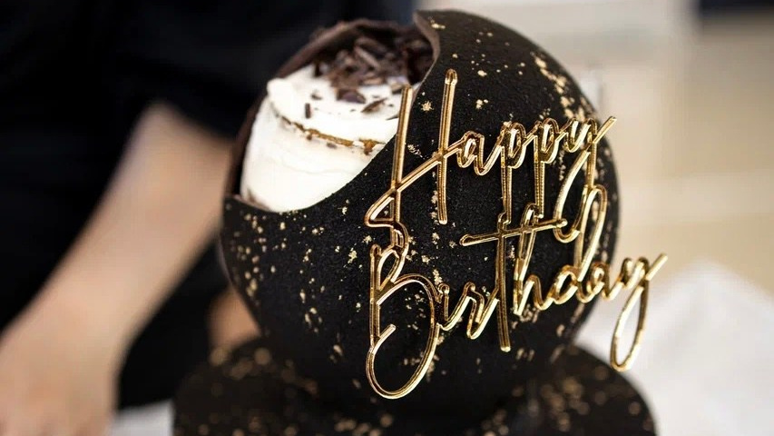 Ведущий Андрей Каюков