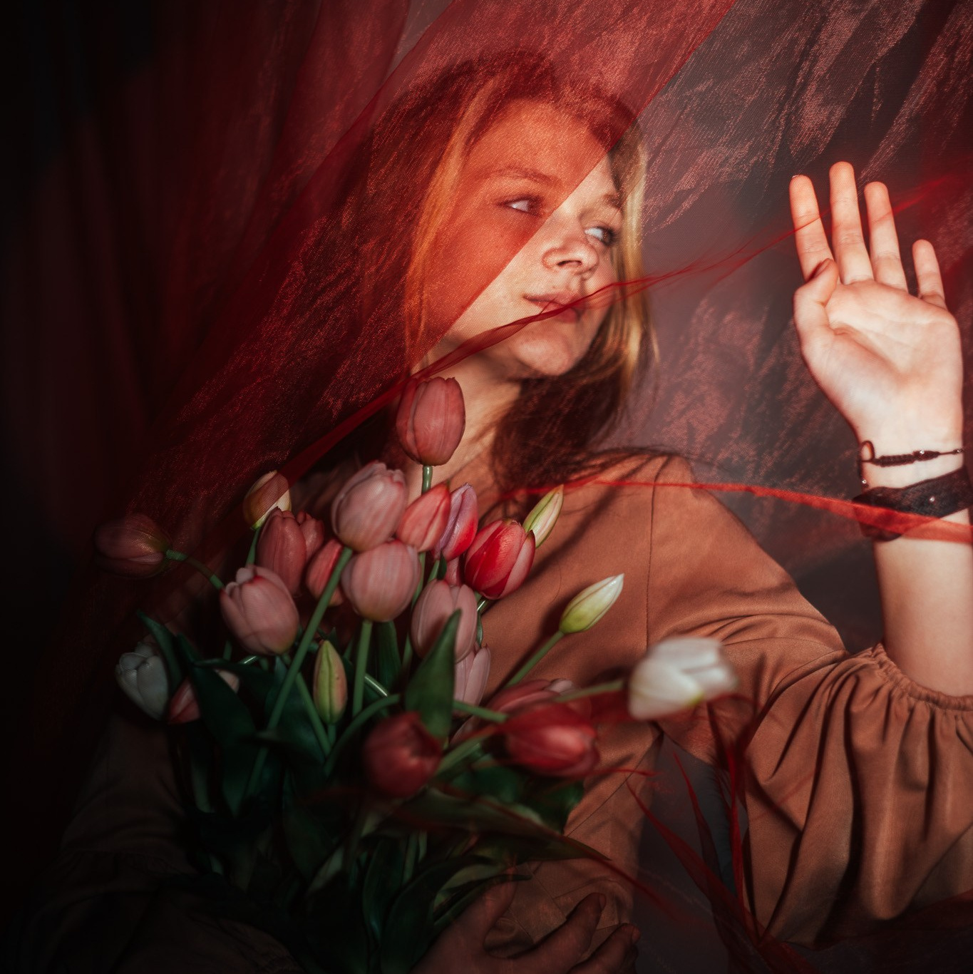 Фотосессия в студии для контента в соц сети