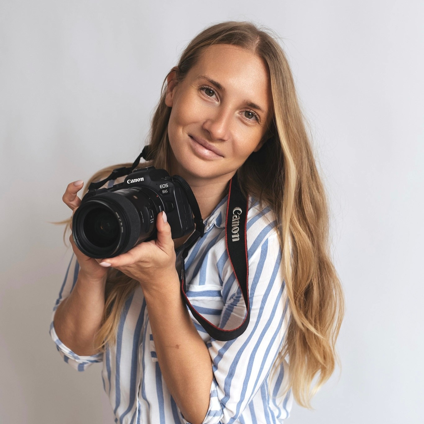 Контакты. Фотограф Новорожденных в Москве. Семейные истории в стиле LIFE