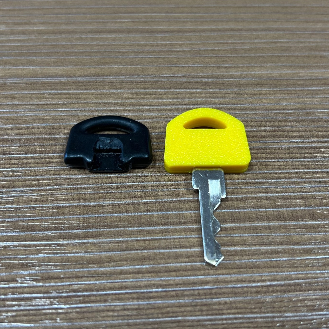 Экстренная 3D-печатная вставка для ремонта ключа, выполненная из желтого PETG